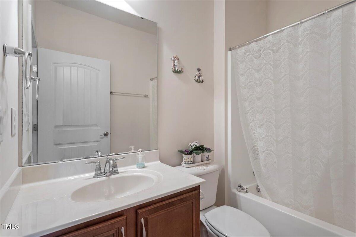 4712 Bright Pebble Court