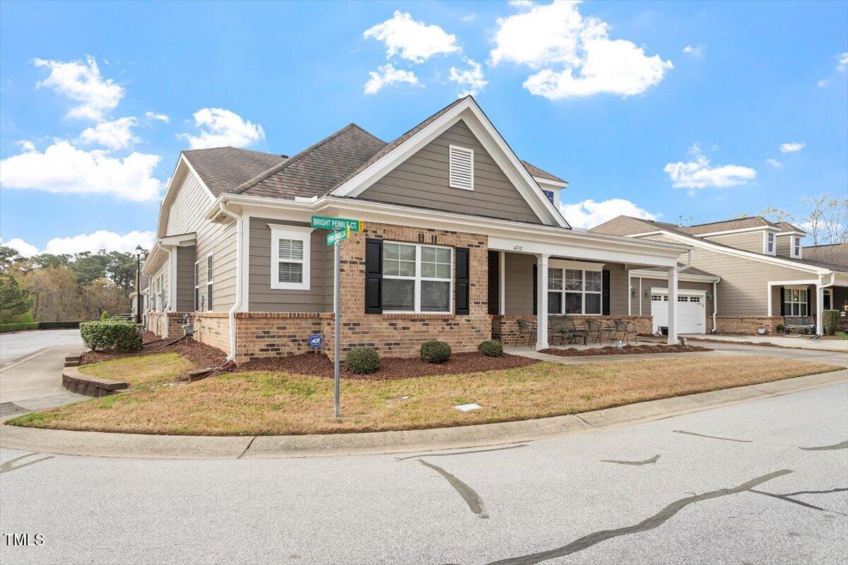4712 Bright Pebble Court