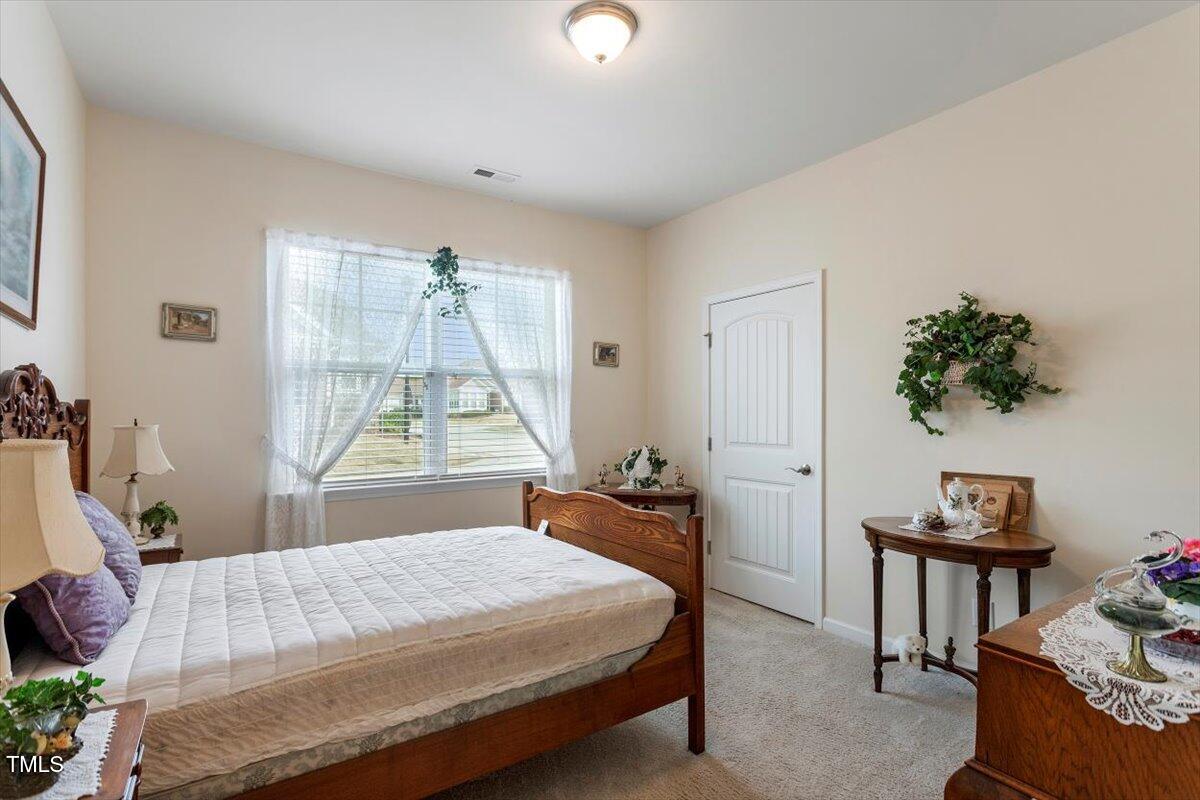 4712 Bright Pebble Court