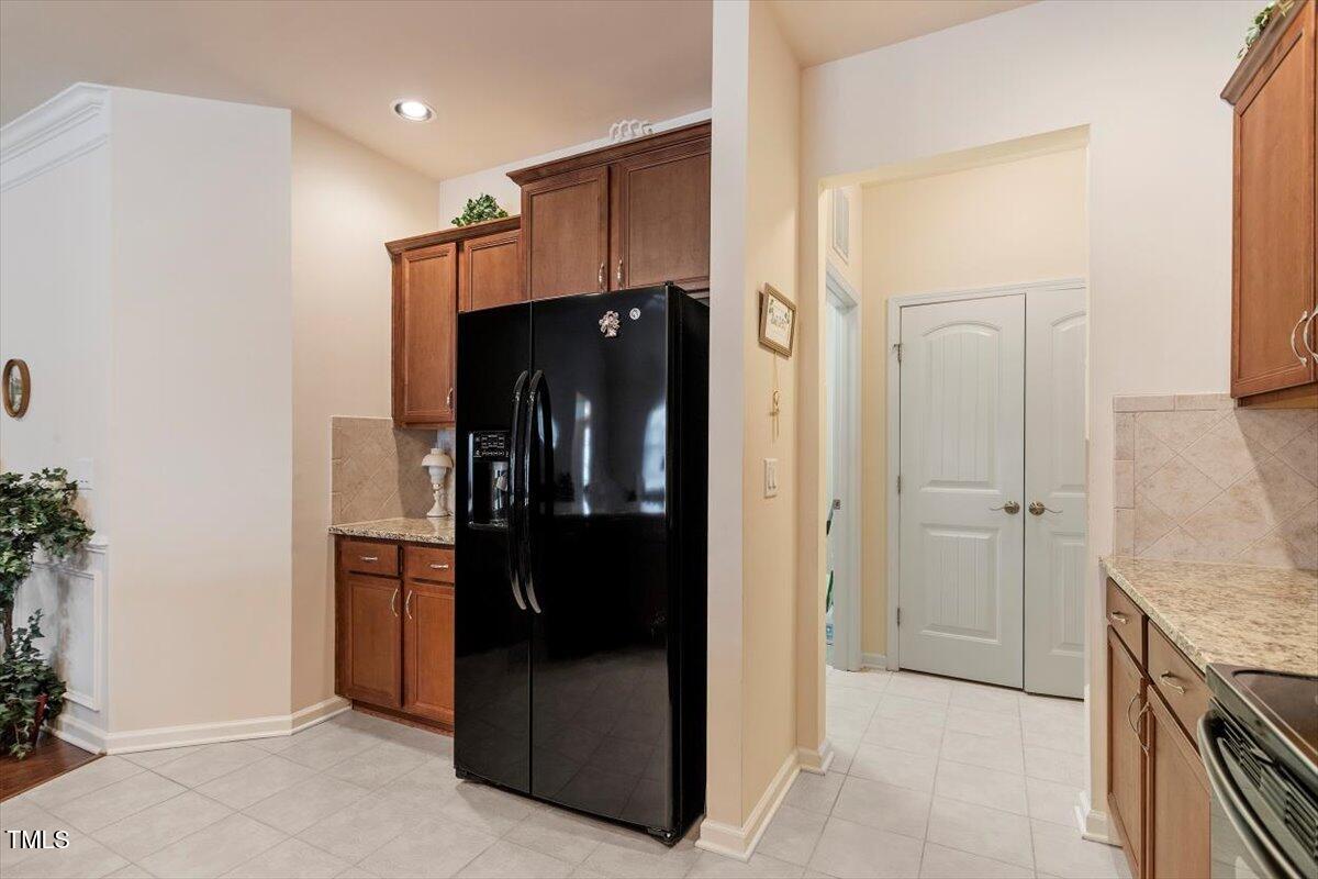 4712 Bright Pebble Court