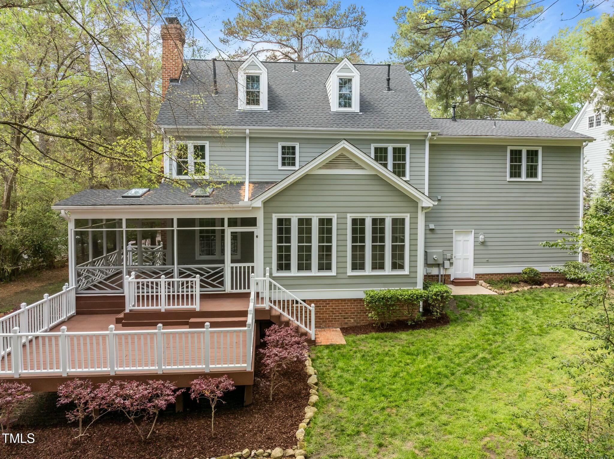 105 Toynbee Place