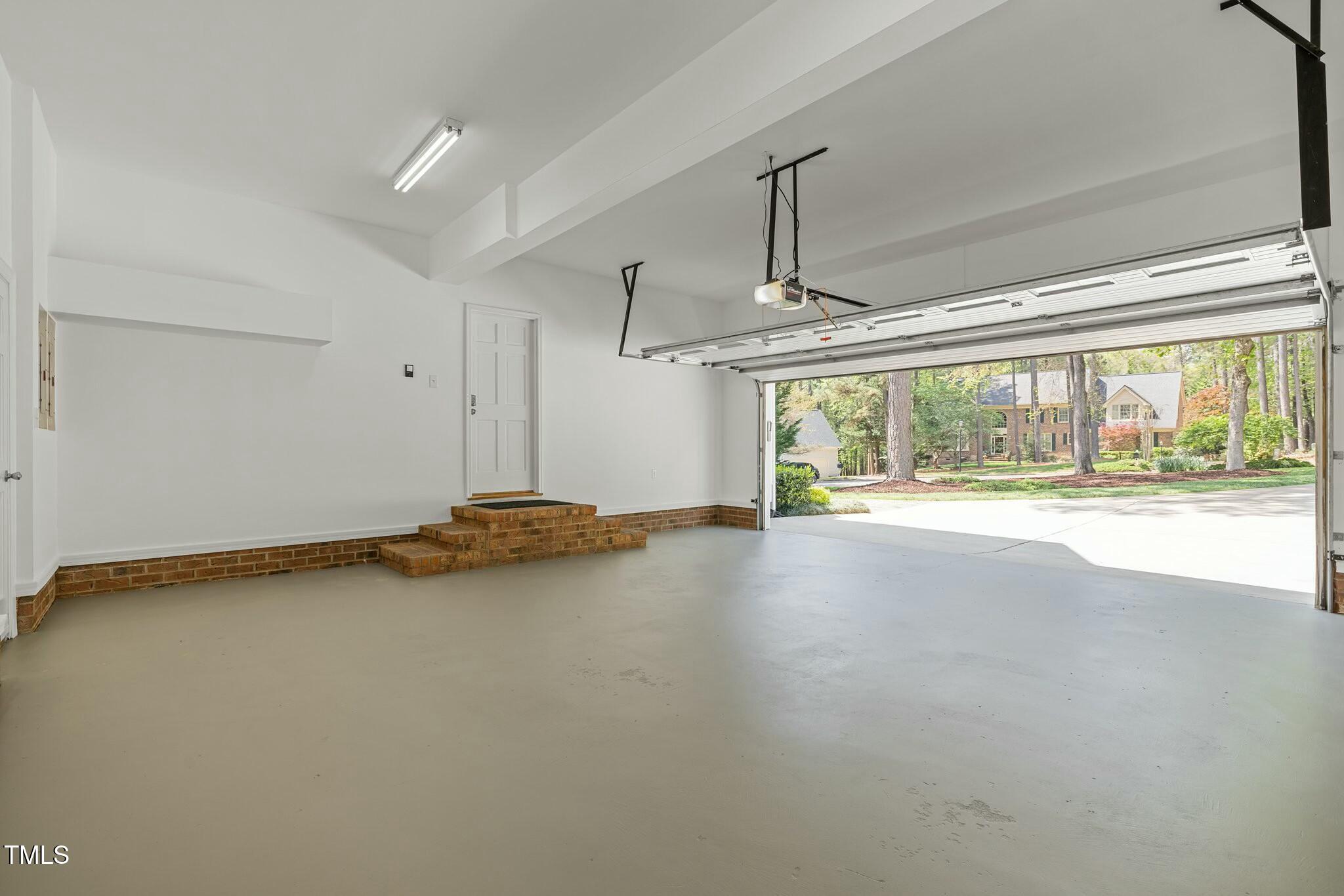 105 Toynbee Place
