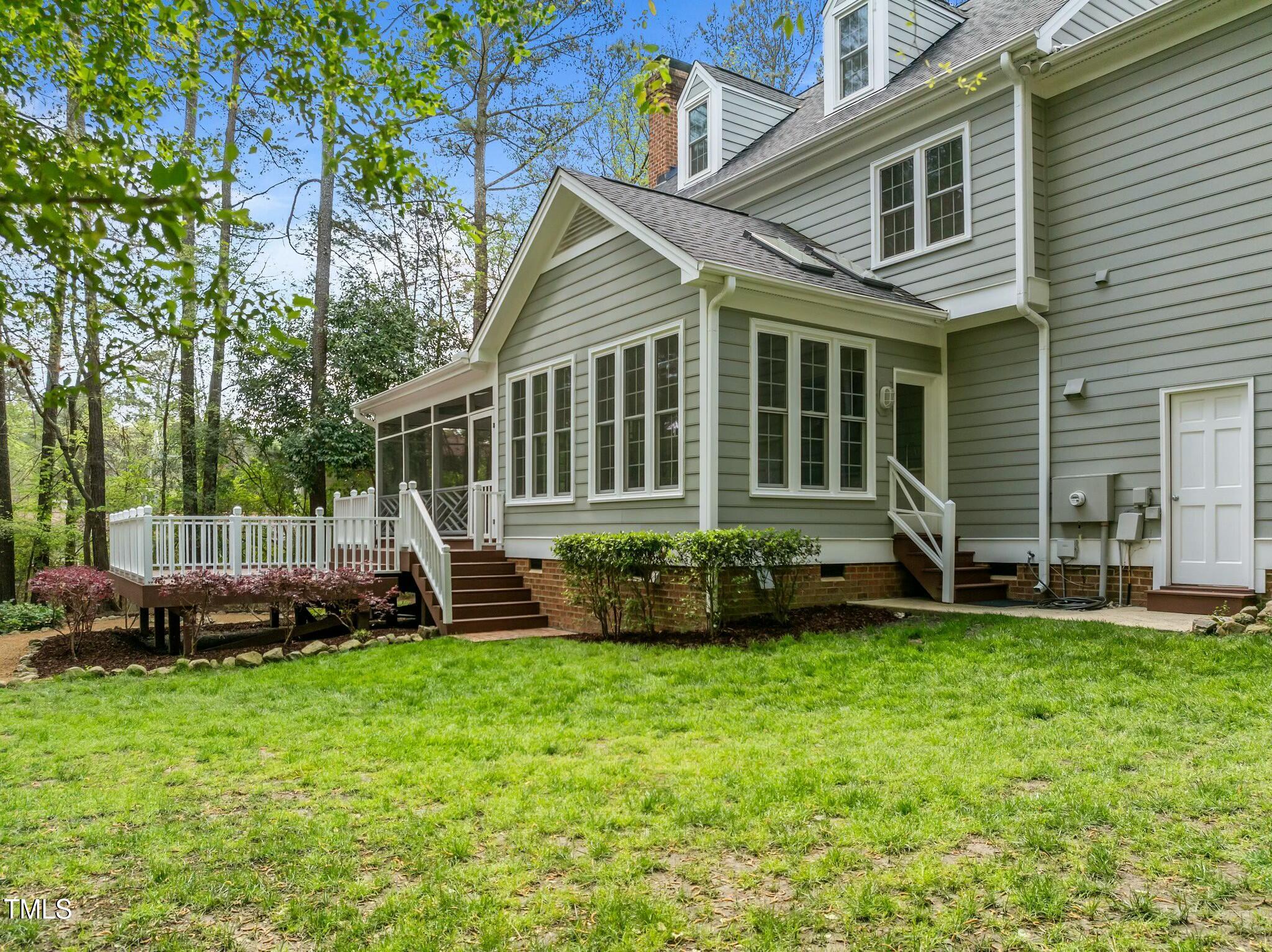 105 Toynbee Place