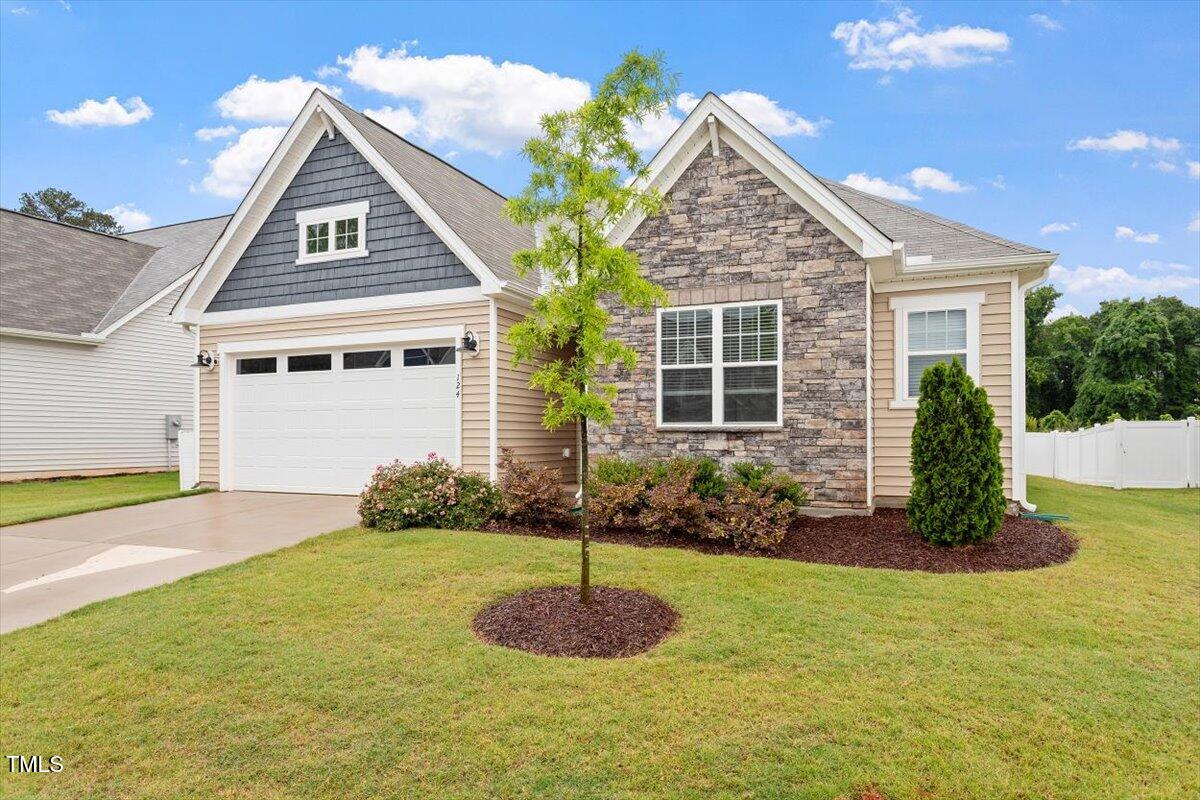 124 Alta Crest Lane