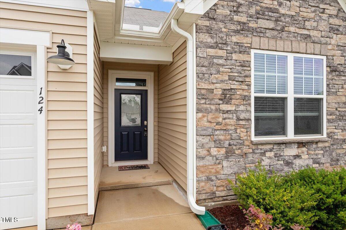 124 Alta Crest Lane