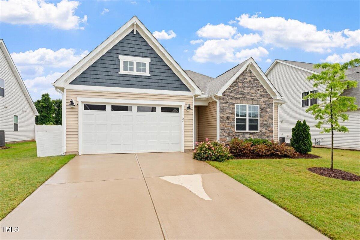 124 Alta Crest Lane