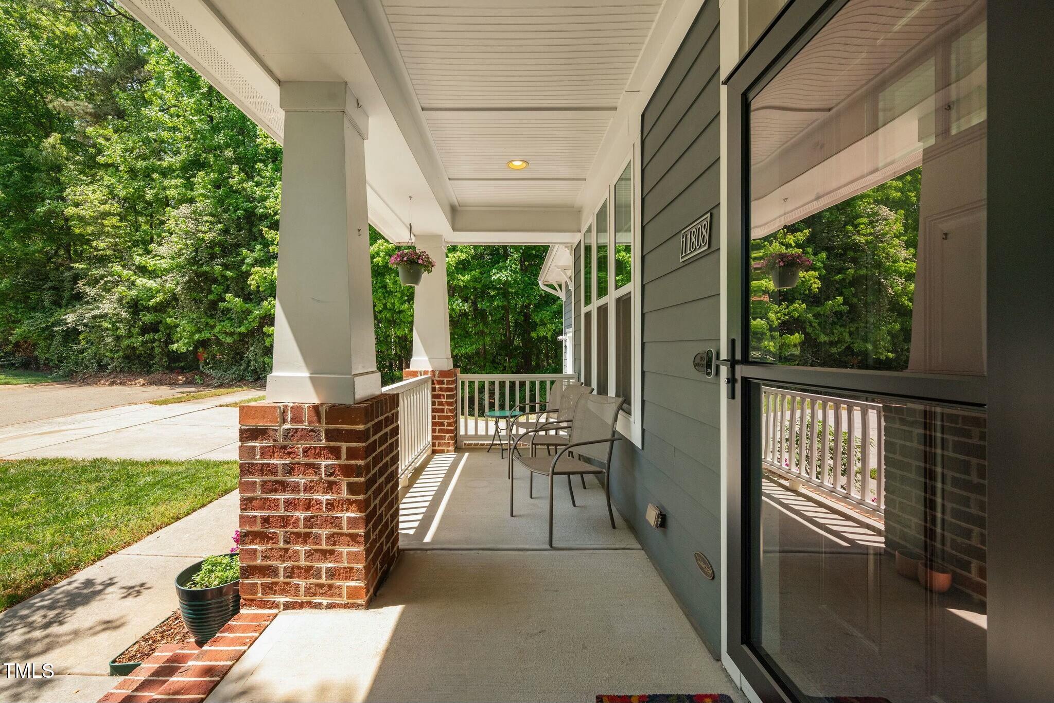 11808 Venture Oak Way