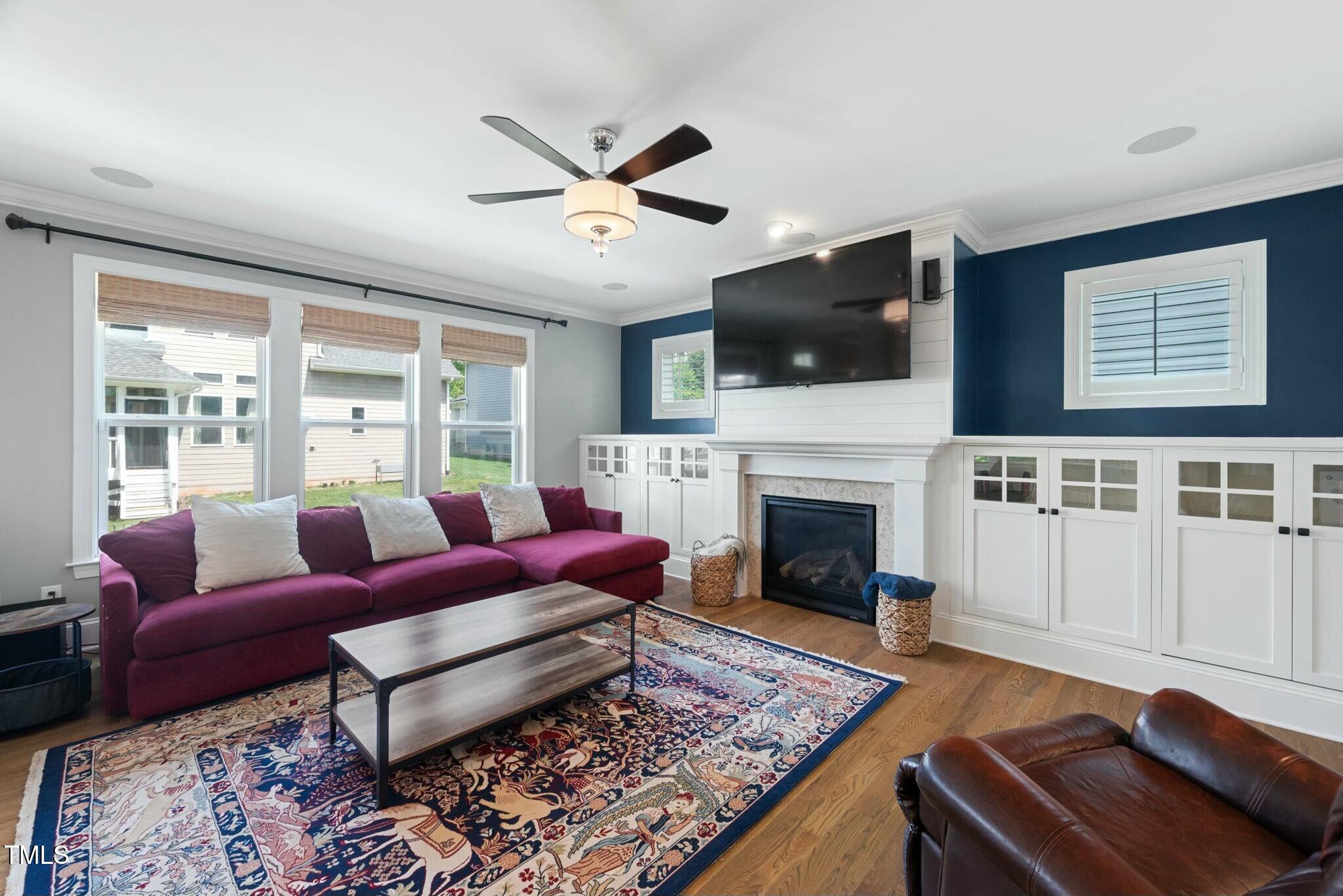 11808 Venture Oak Way