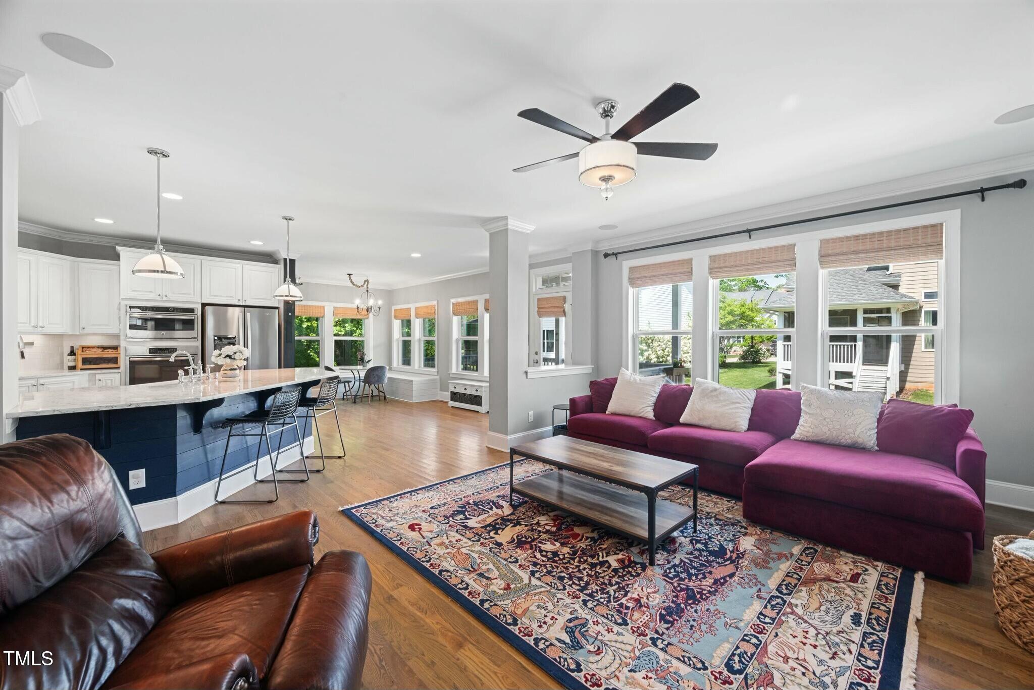 11808 Venture Oak Way