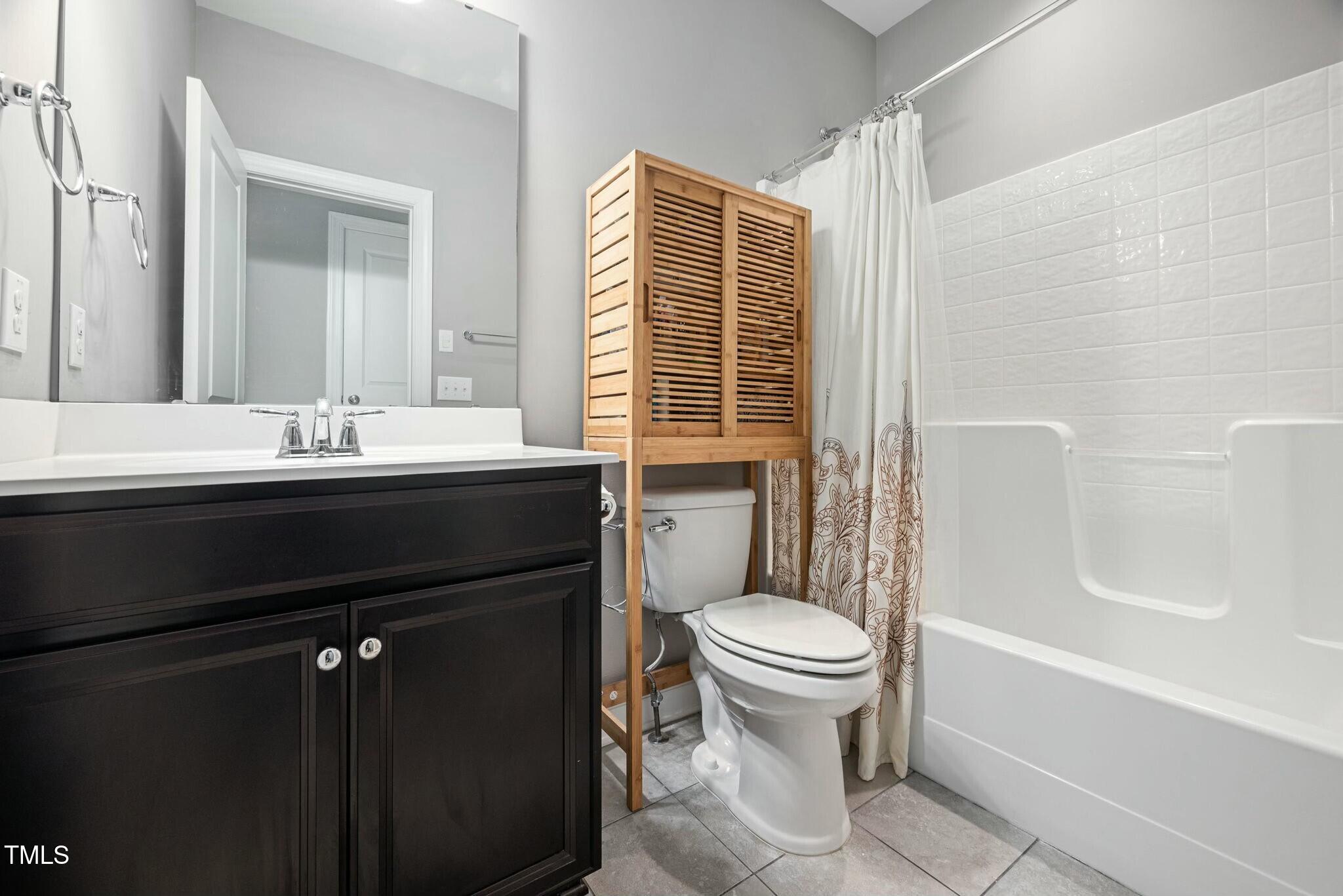 11808 Venture Oak Way