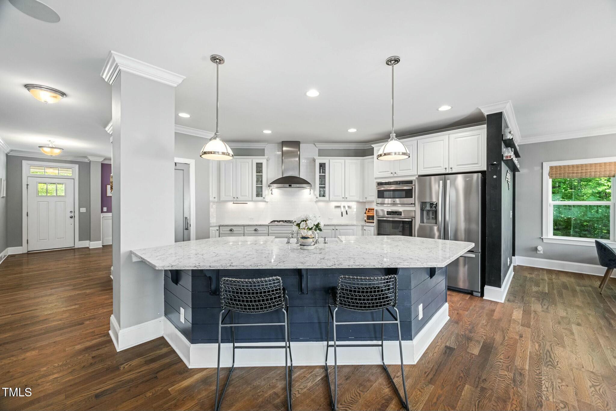 11808 Venture Oak Way