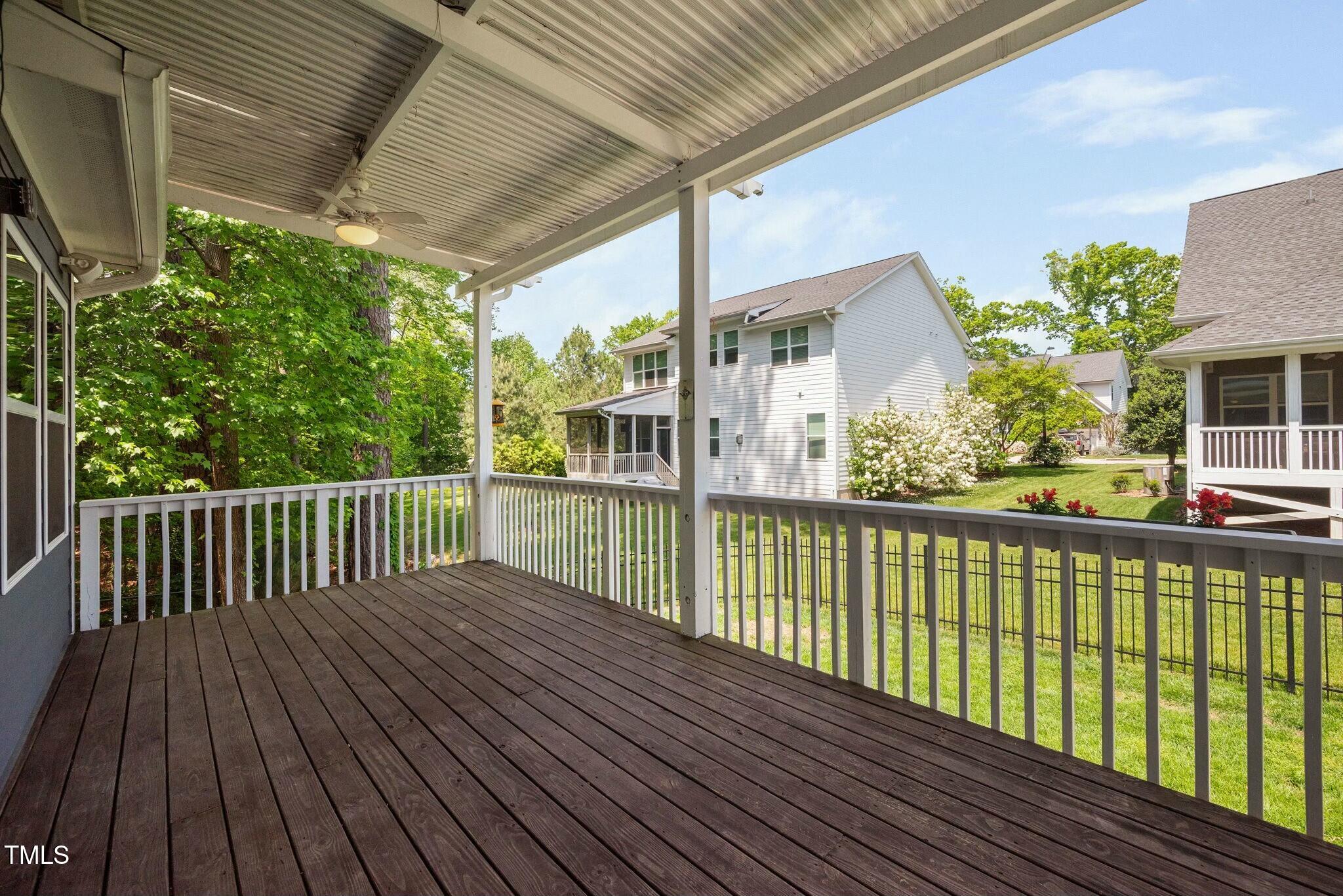 11808 Venture Oak Way