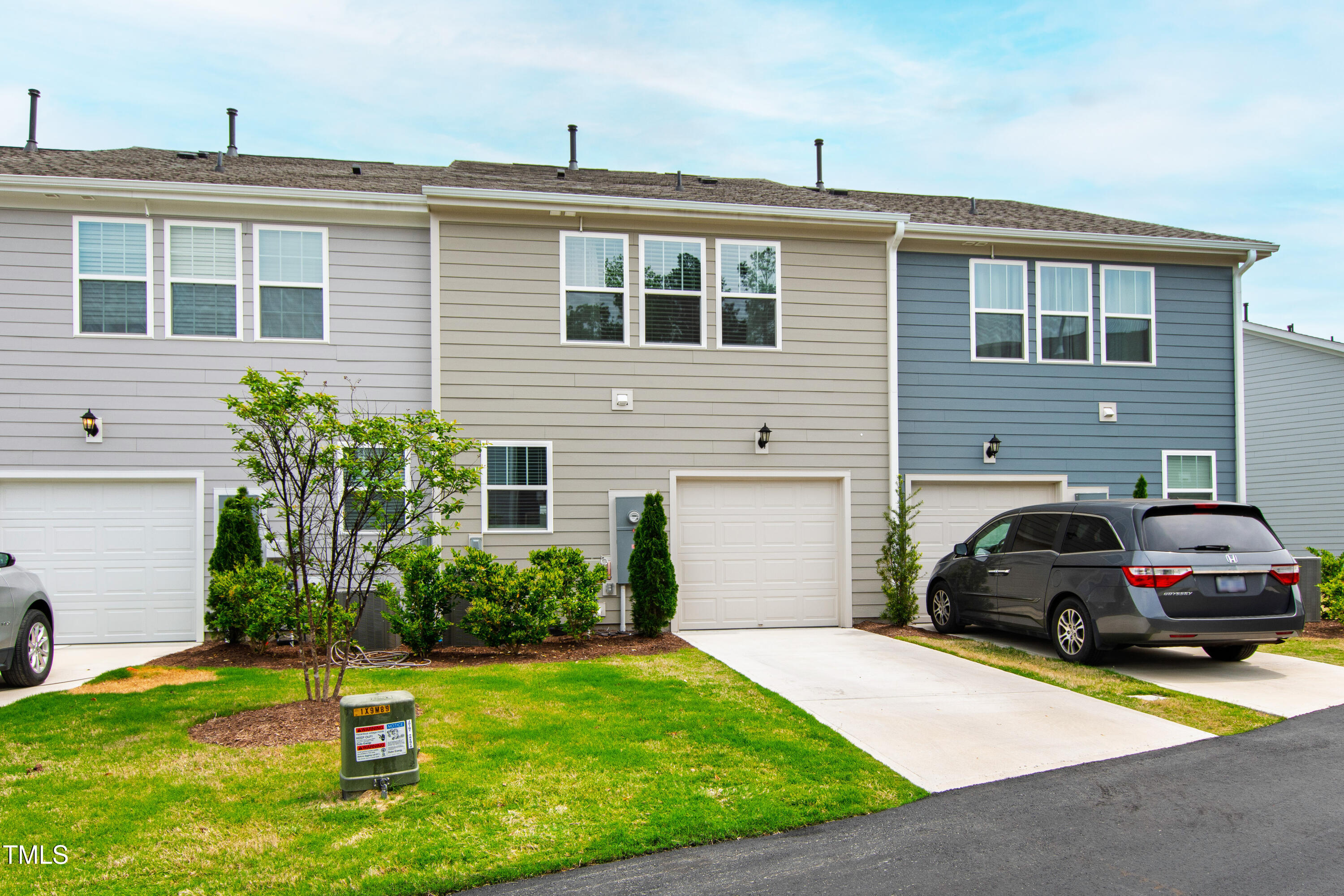 1820 Grassy Falls Lane
