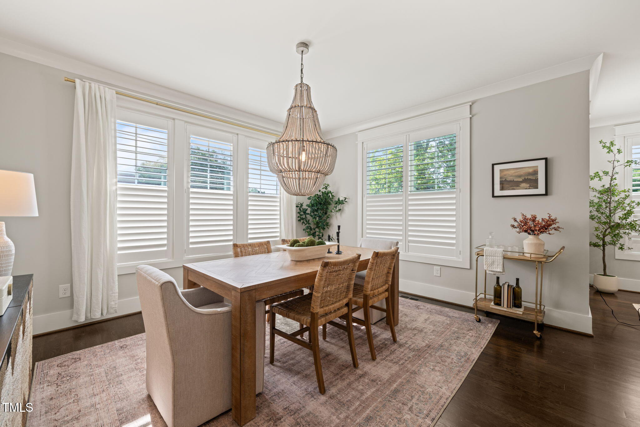 512 Montague Lane