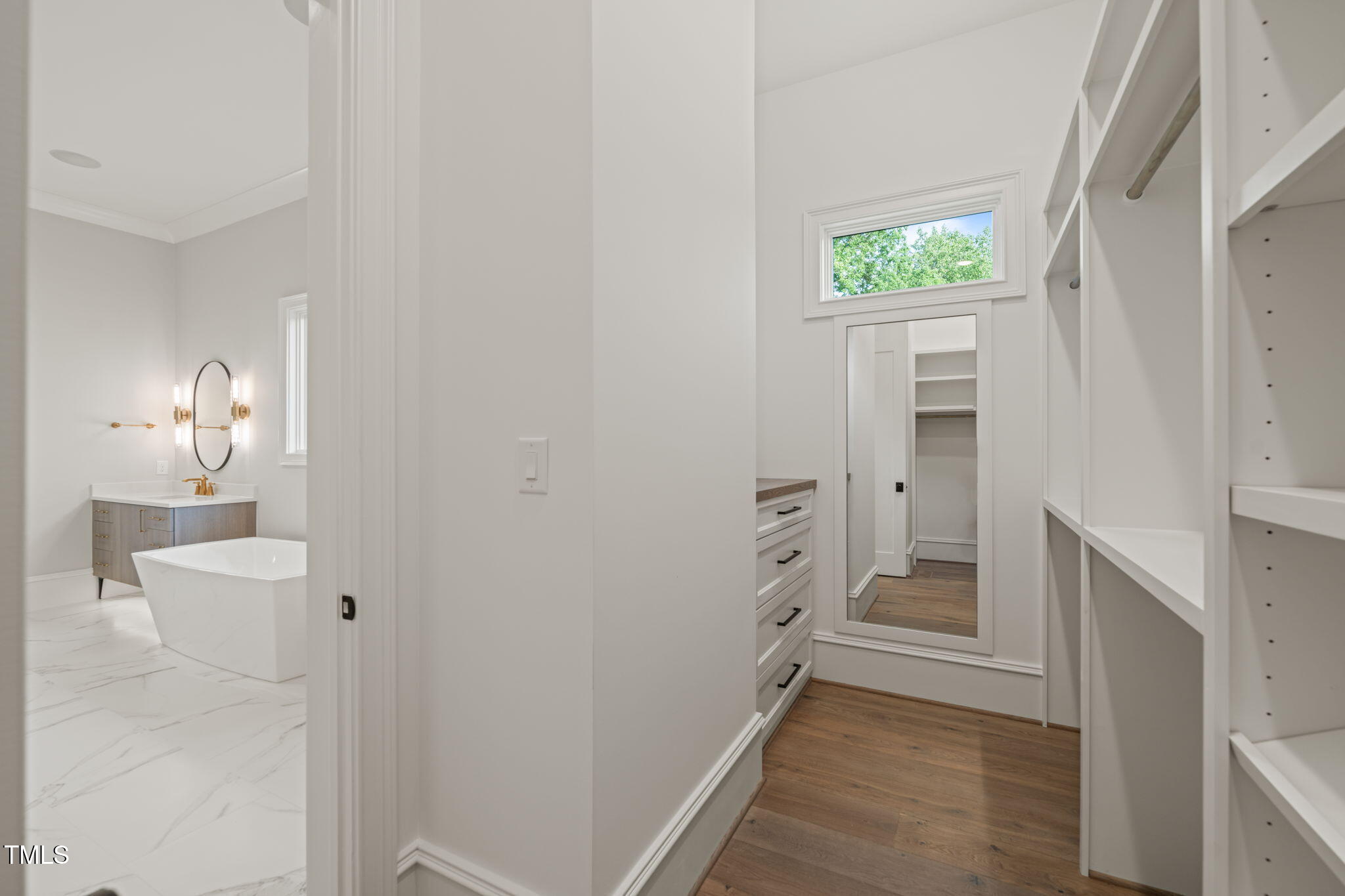 9004 Meadow Pointe Court