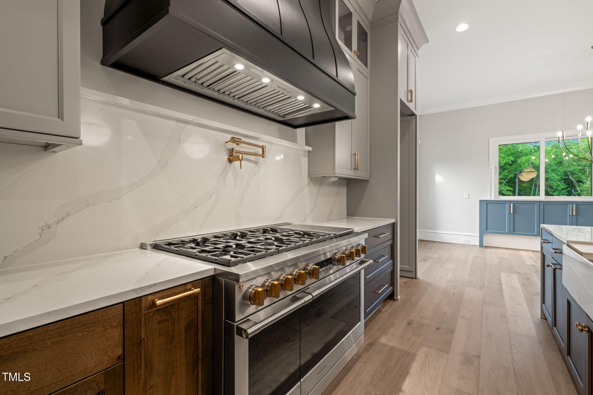 9004 Meadow Pointe Court