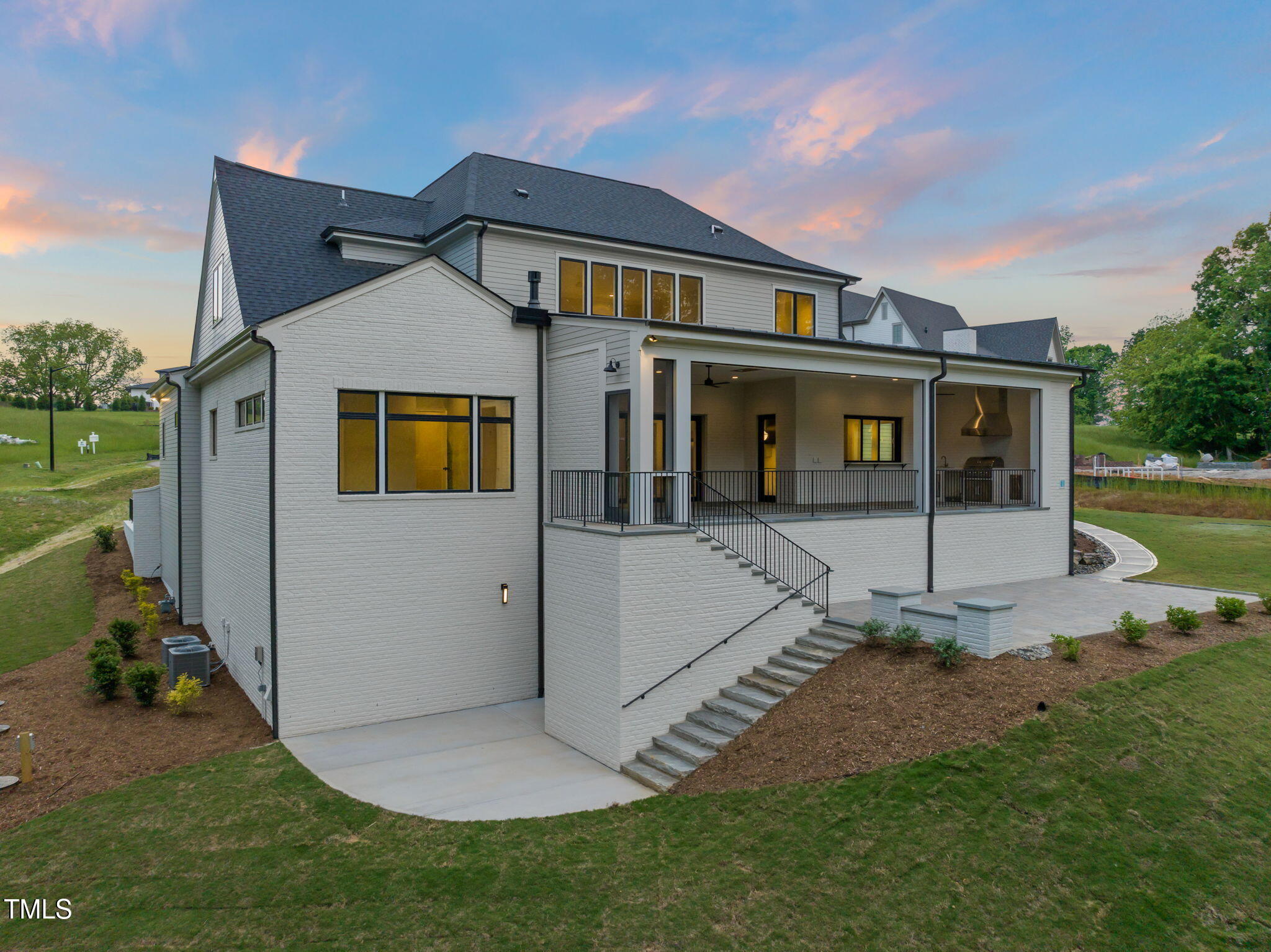 9004 Meadow Pointe Court