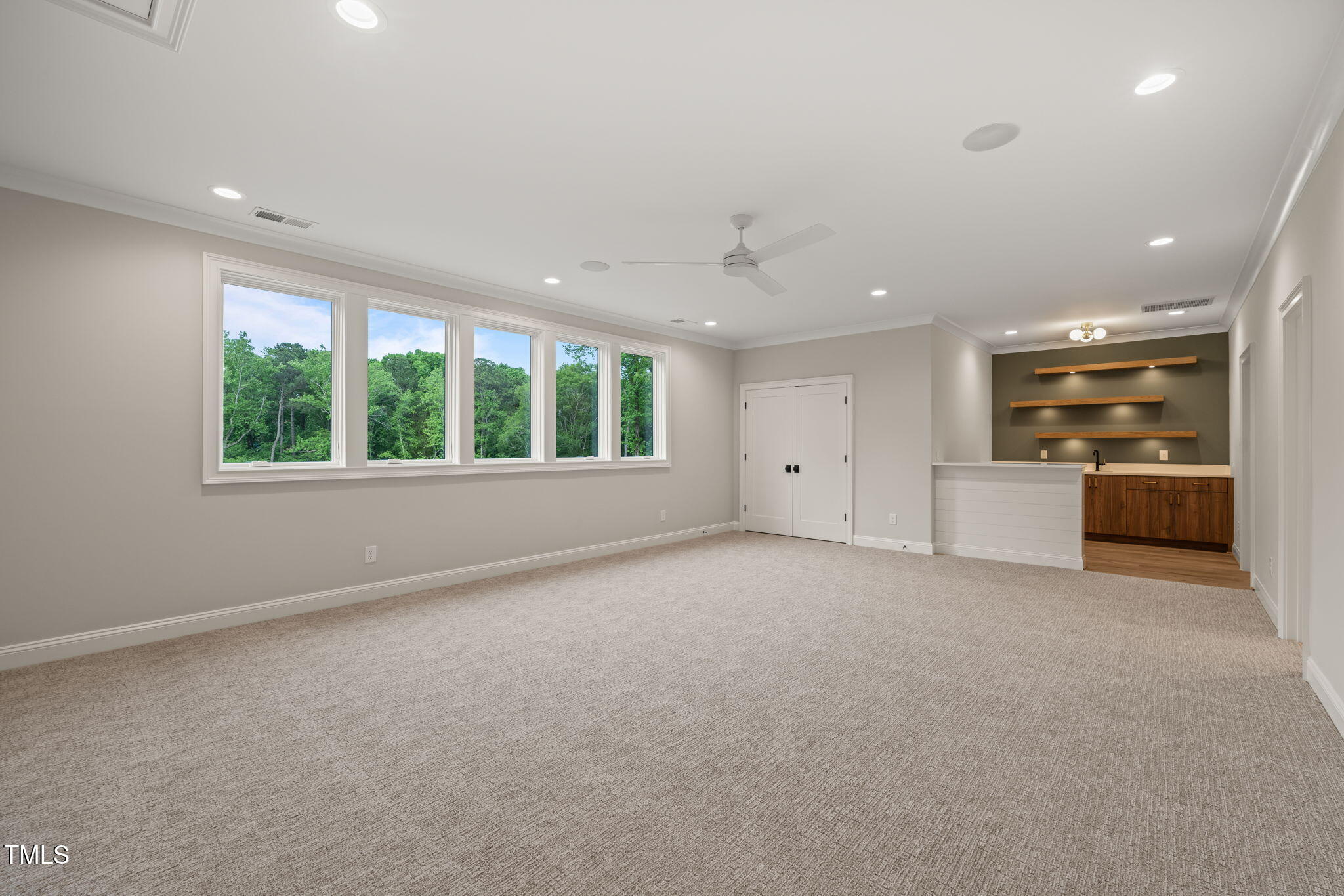 9004 Meadow Pointe Court