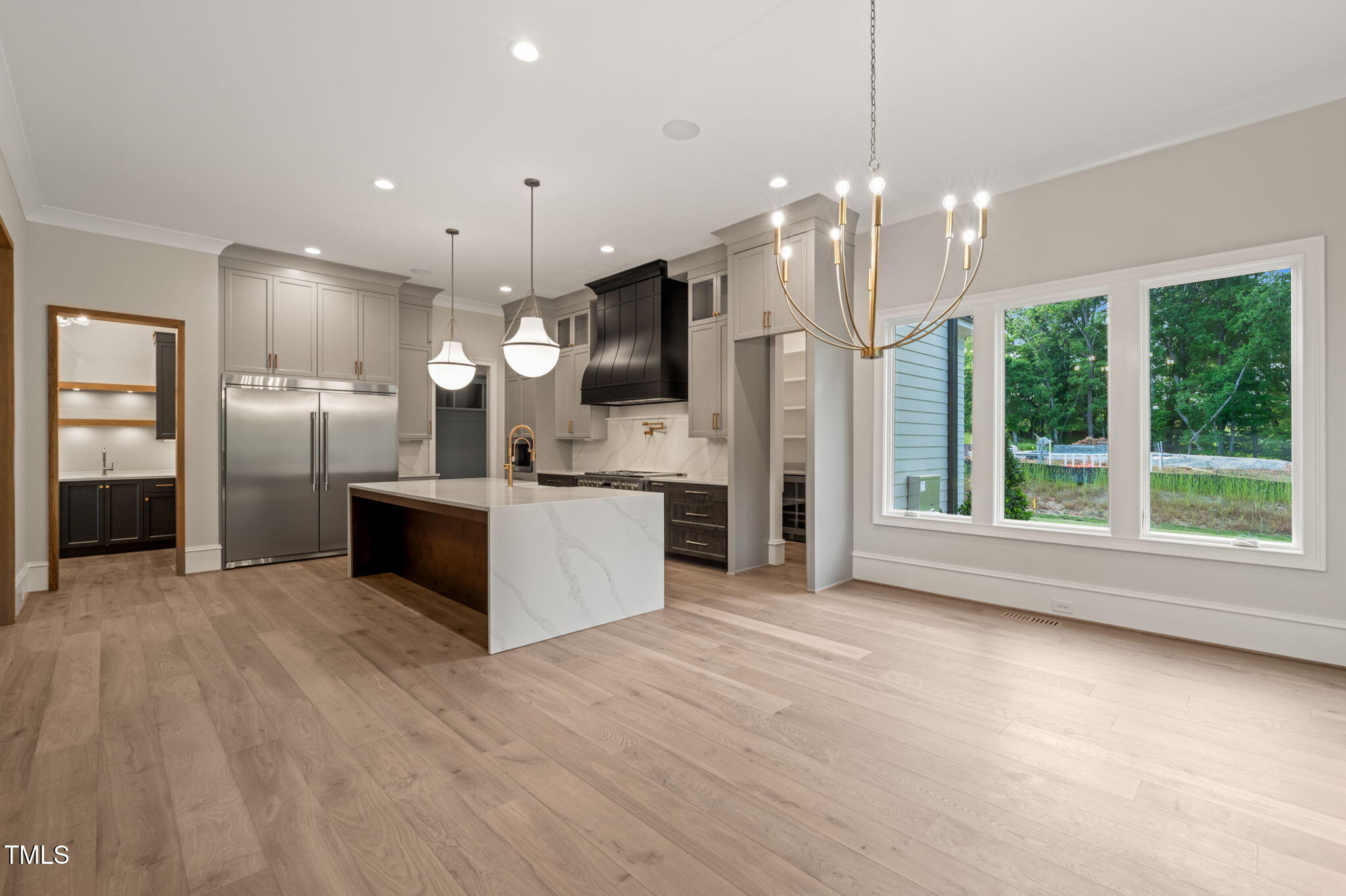 9004 Meadow Pointe Court