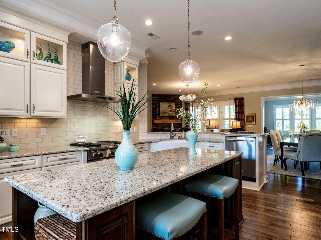 8461 Lentic Court