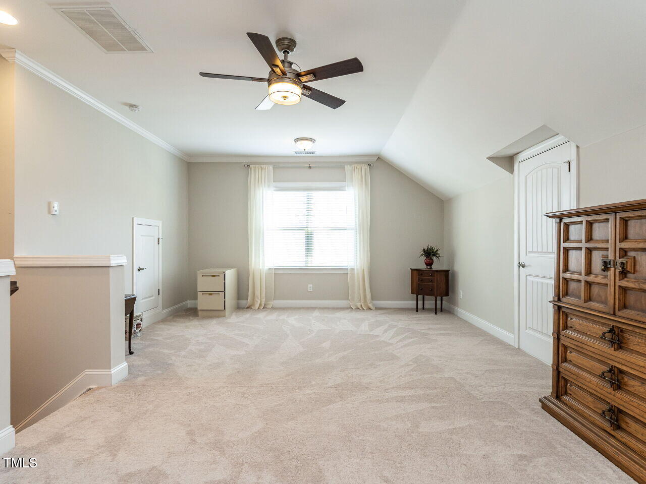 8461 Lentic Court