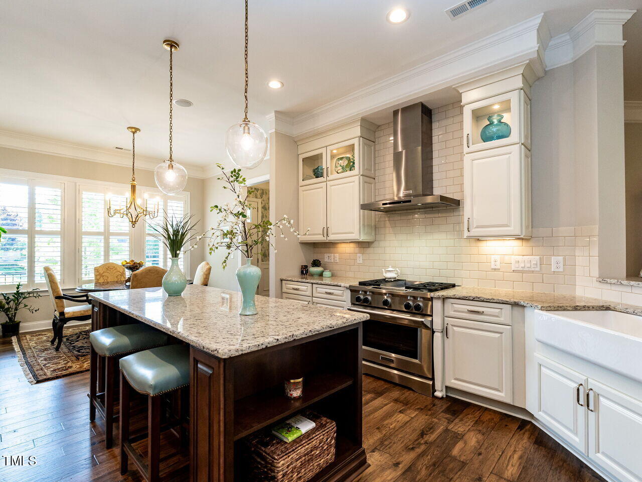 8461 Lentic Court