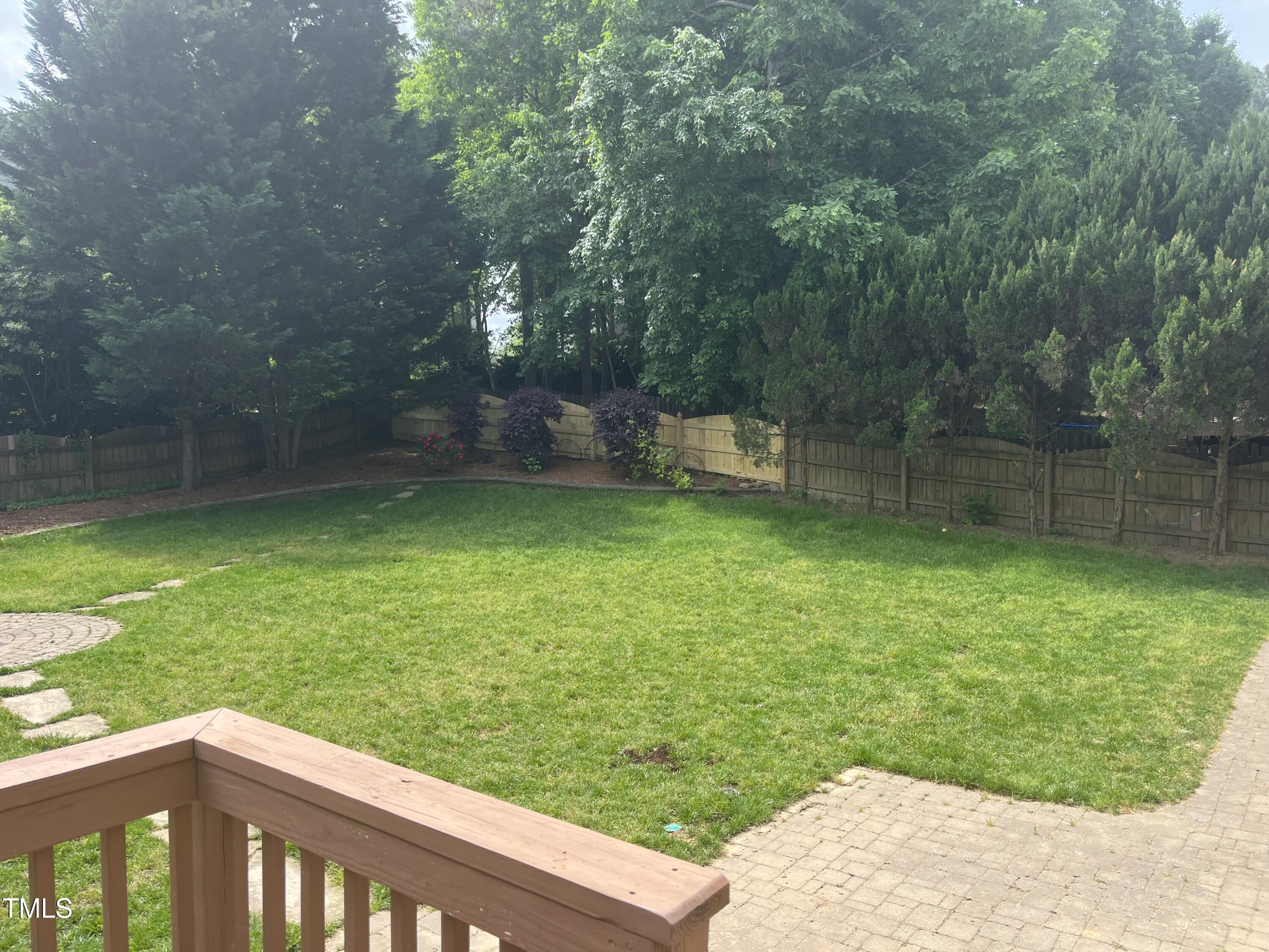 106 Lyndenbury Drive