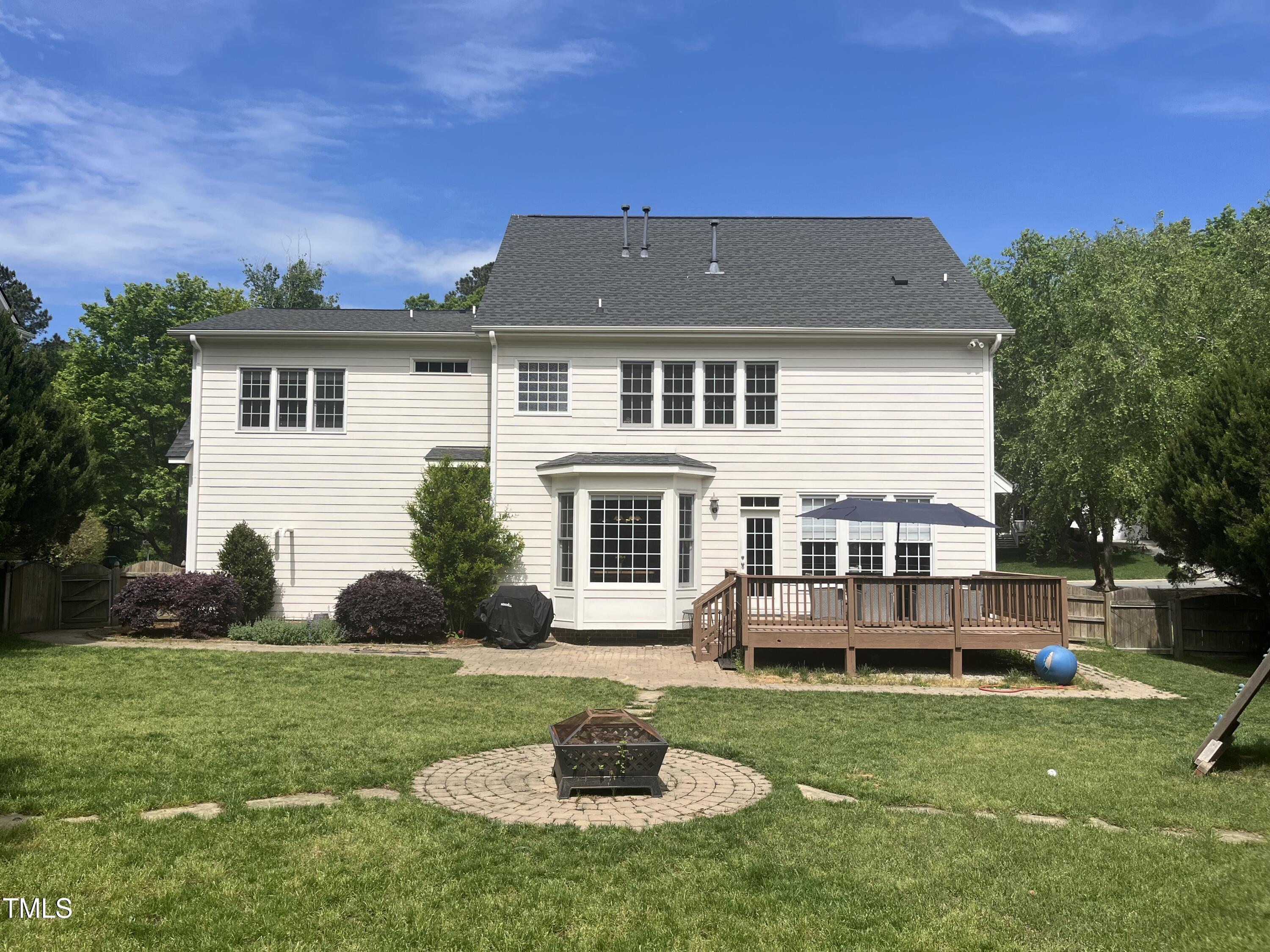 106 Lyndenbury Drive