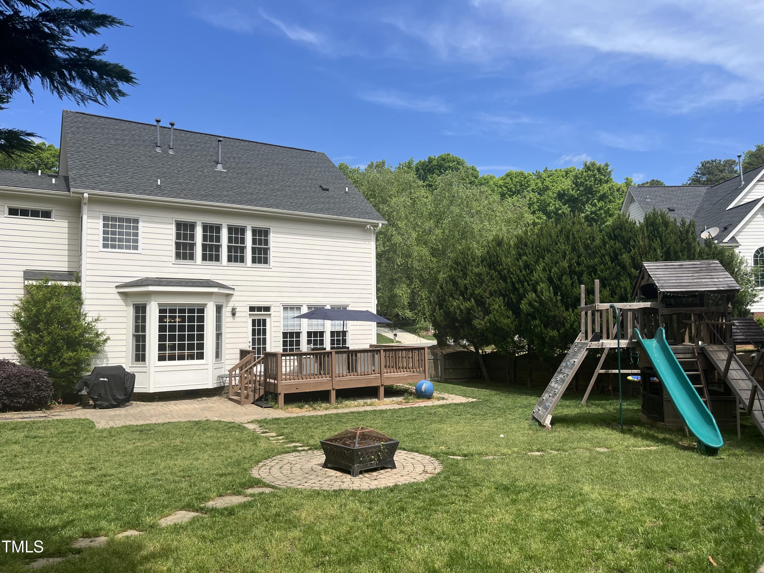 106 Lyndenbury Drive