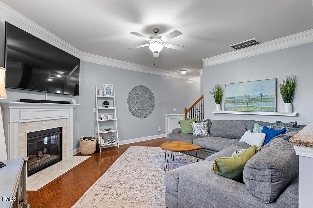 2082 Weston Green Loop Loop