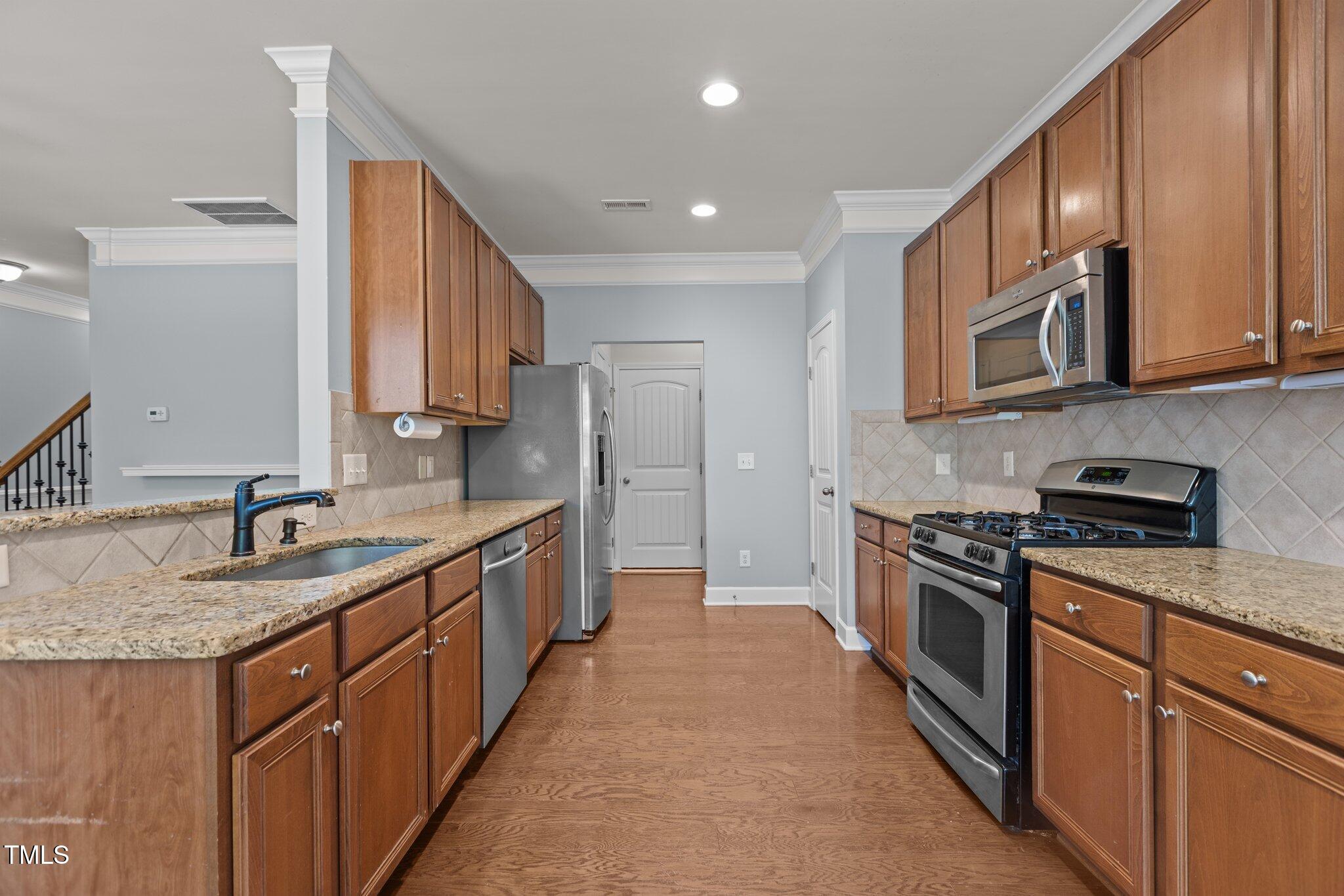 2082 Weston Green Loop Loop