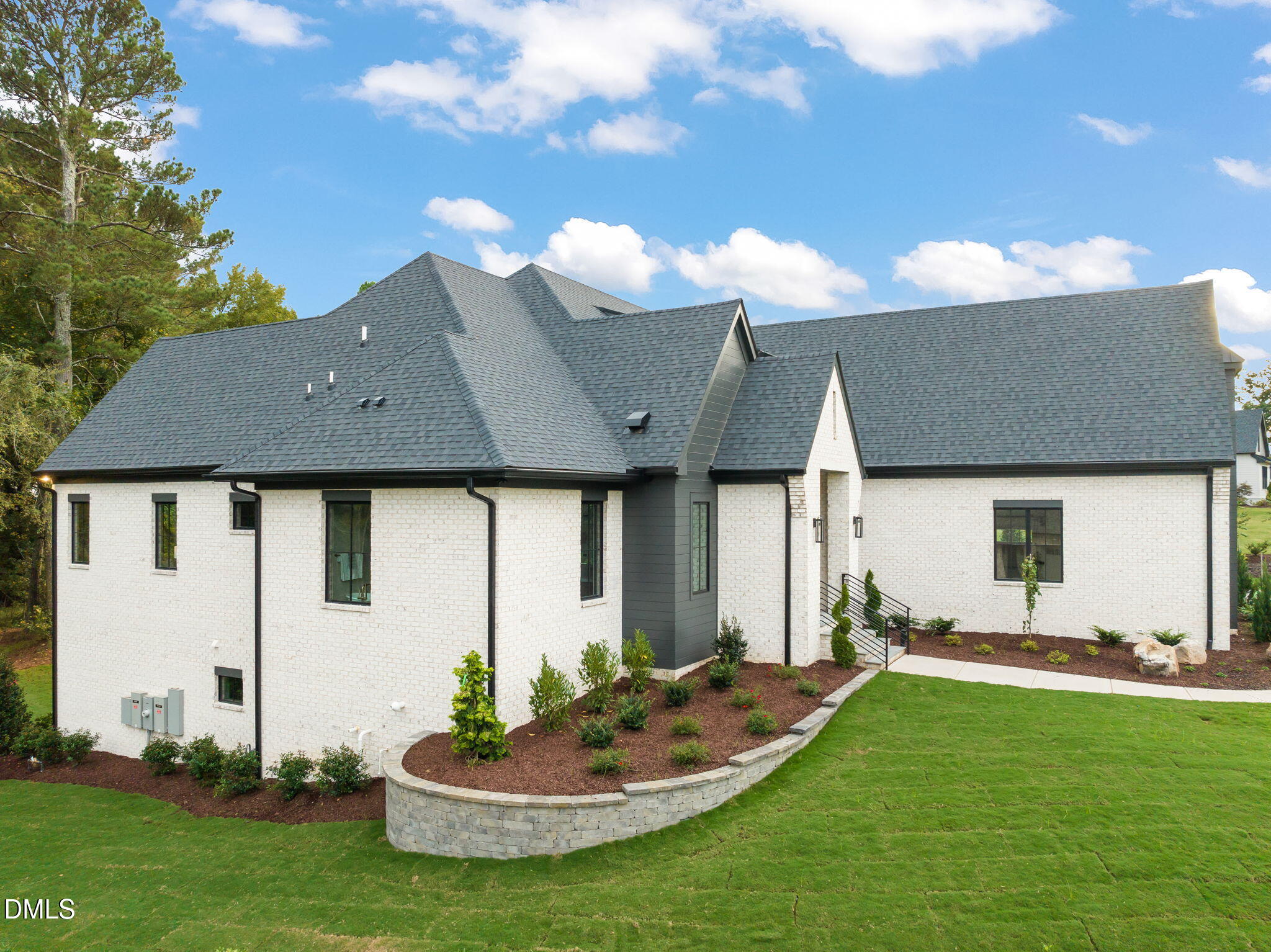 1808 Stream Manor Court