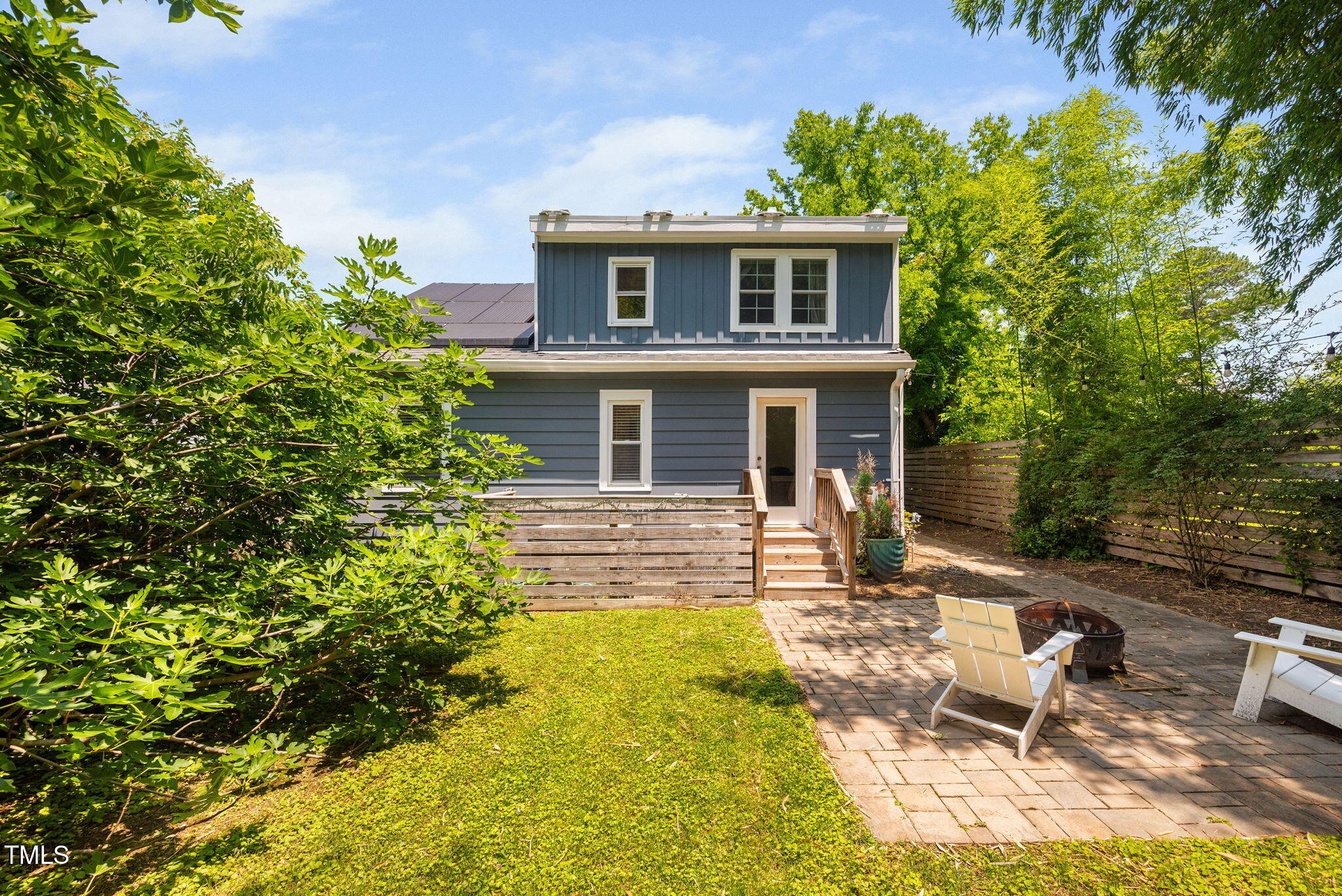 218 Lafayette Road