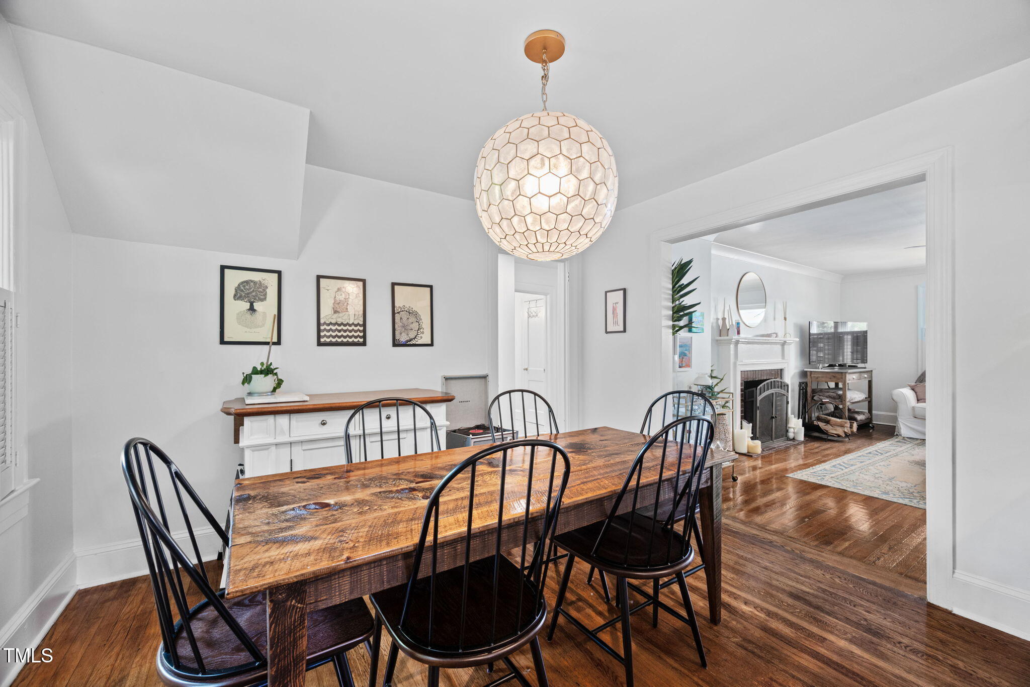 218 Lafayette Road