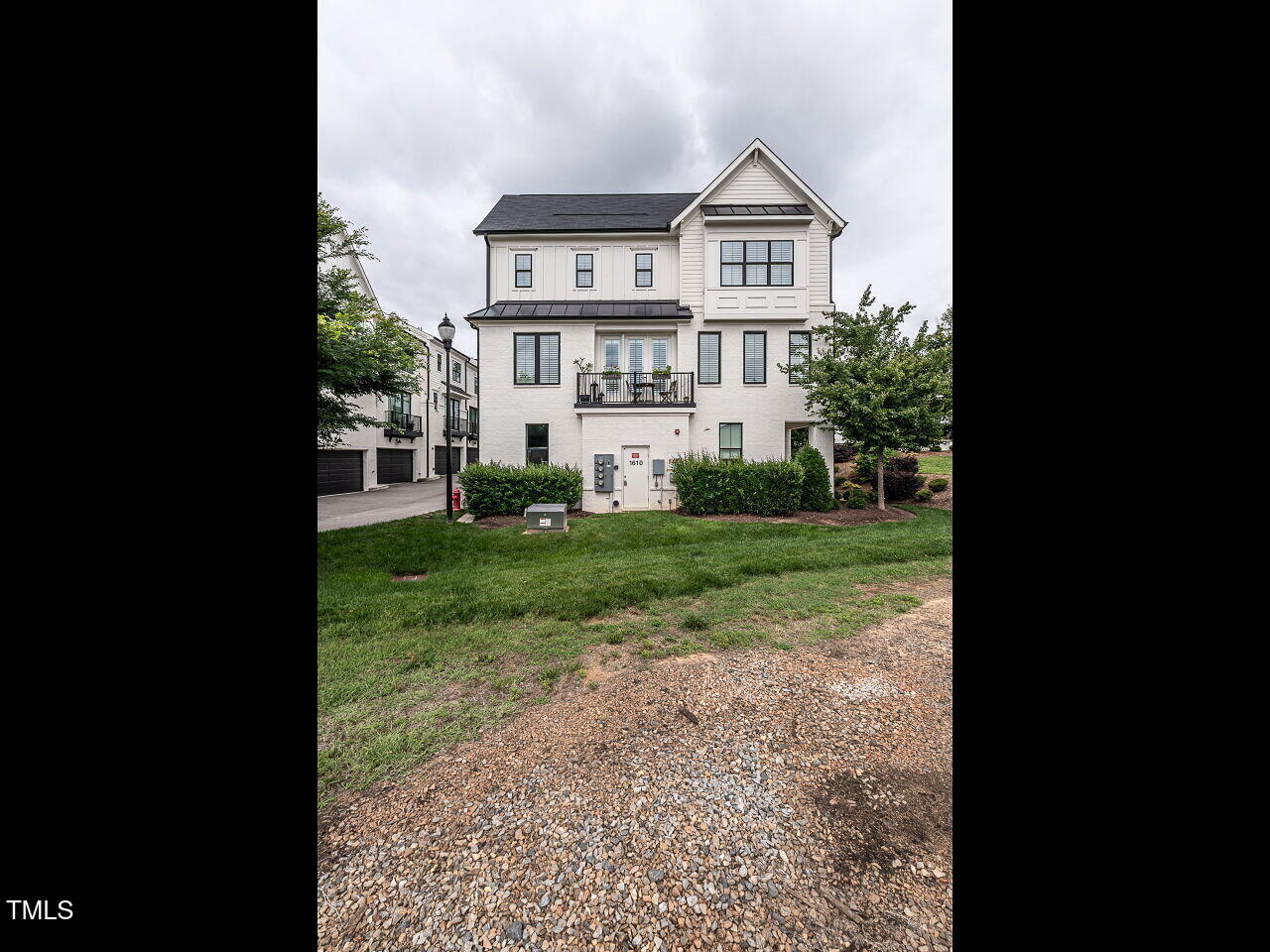 1610 Draper View Loop # 101