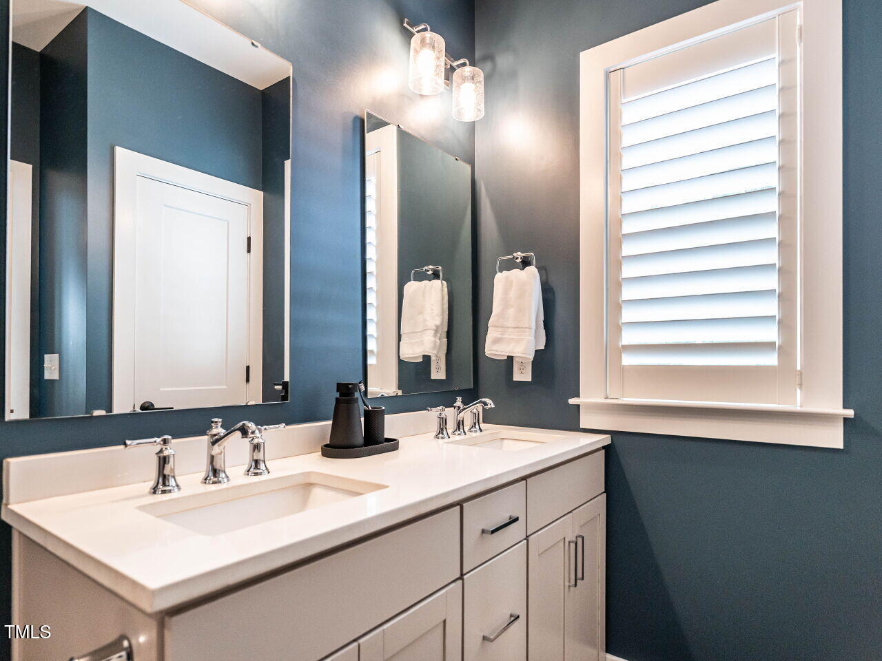 1610 Draper View Loop # 101