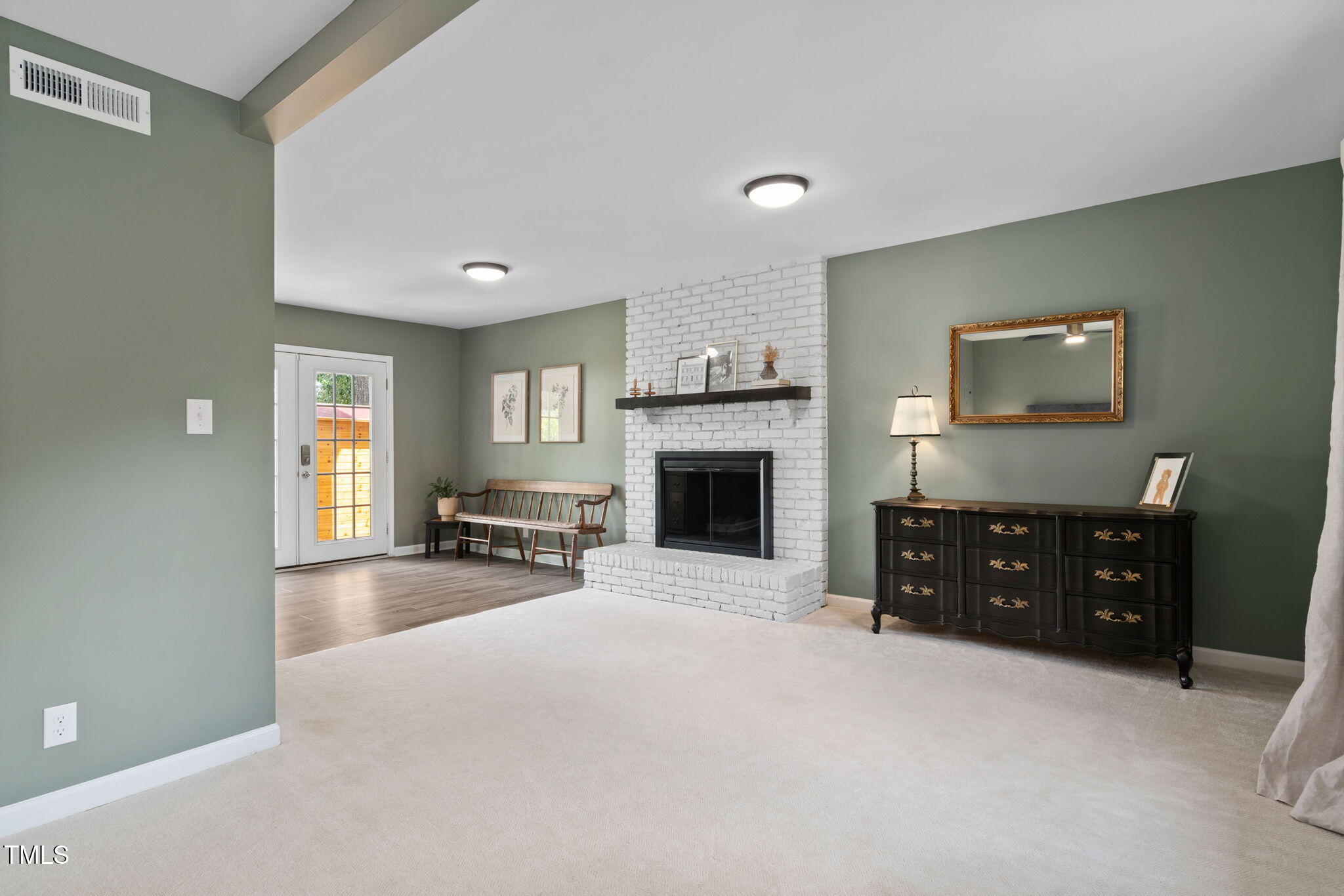 5400 Kaplan Drive