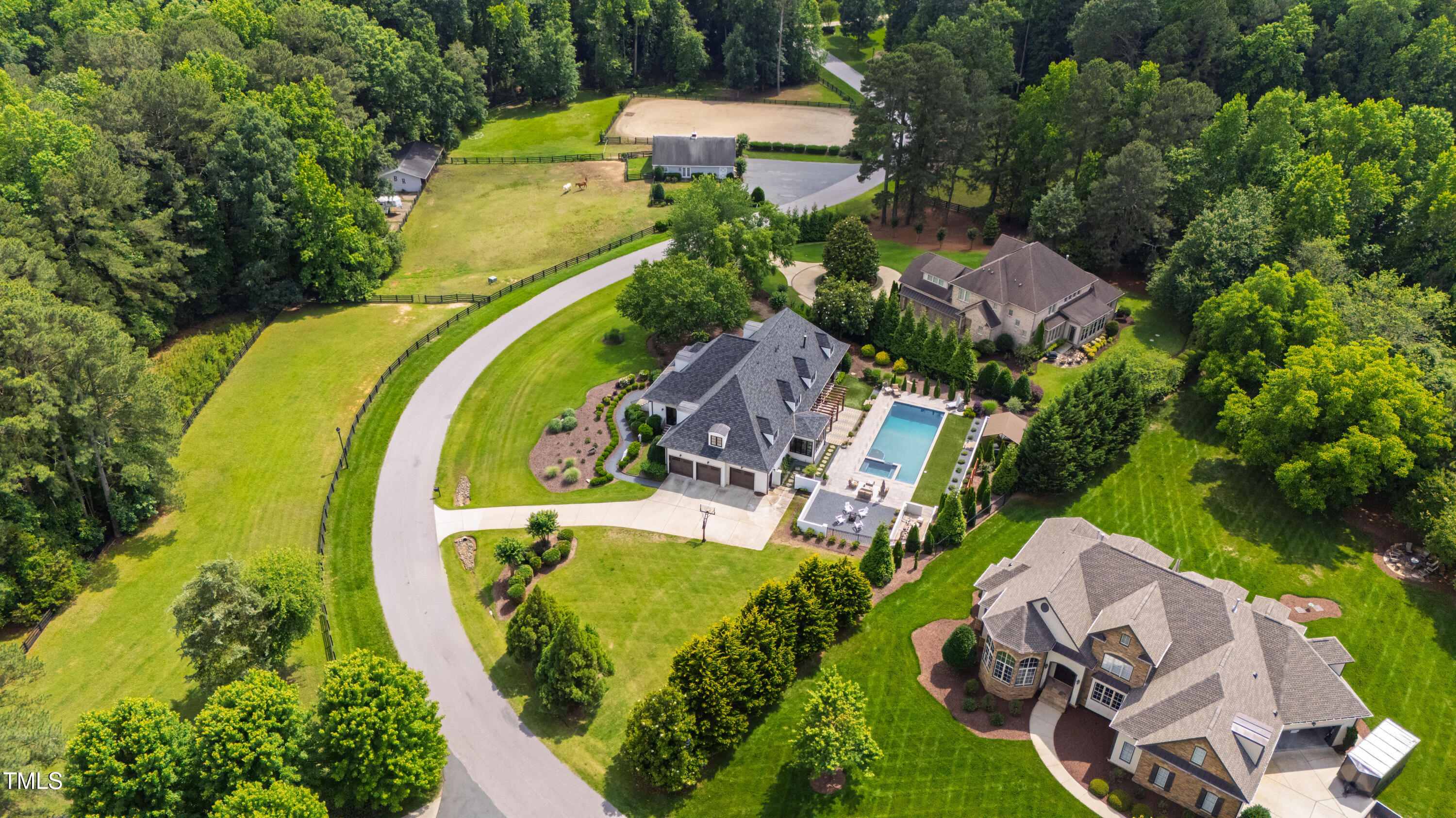 4725 Saratoga Falls Lane