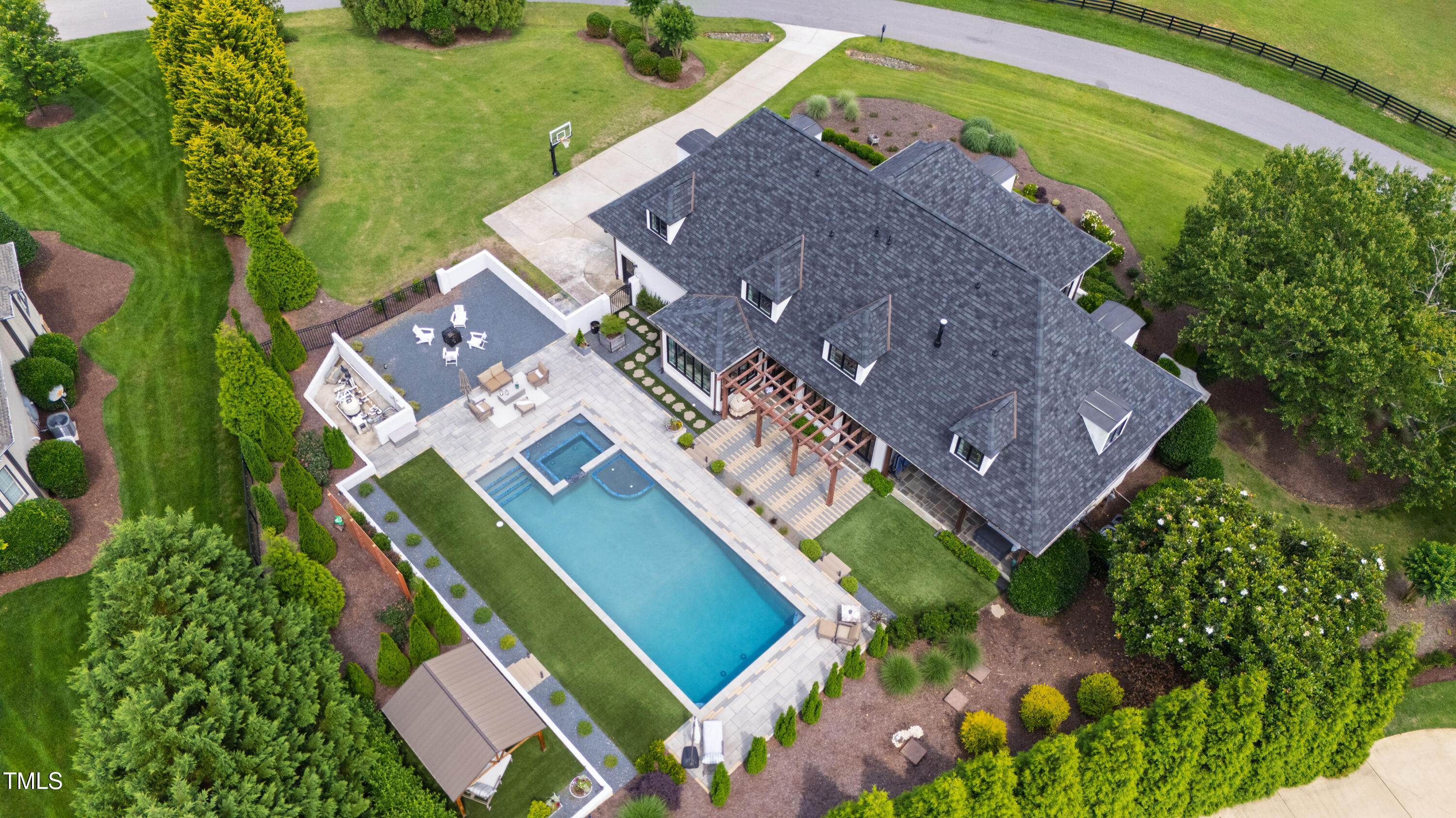 4725 Saratoga Falls Lane
