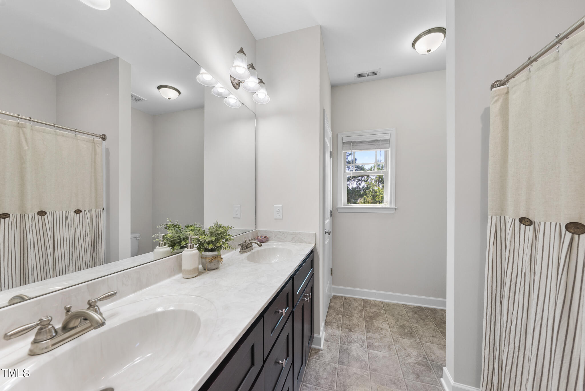 172 Fox Run Court