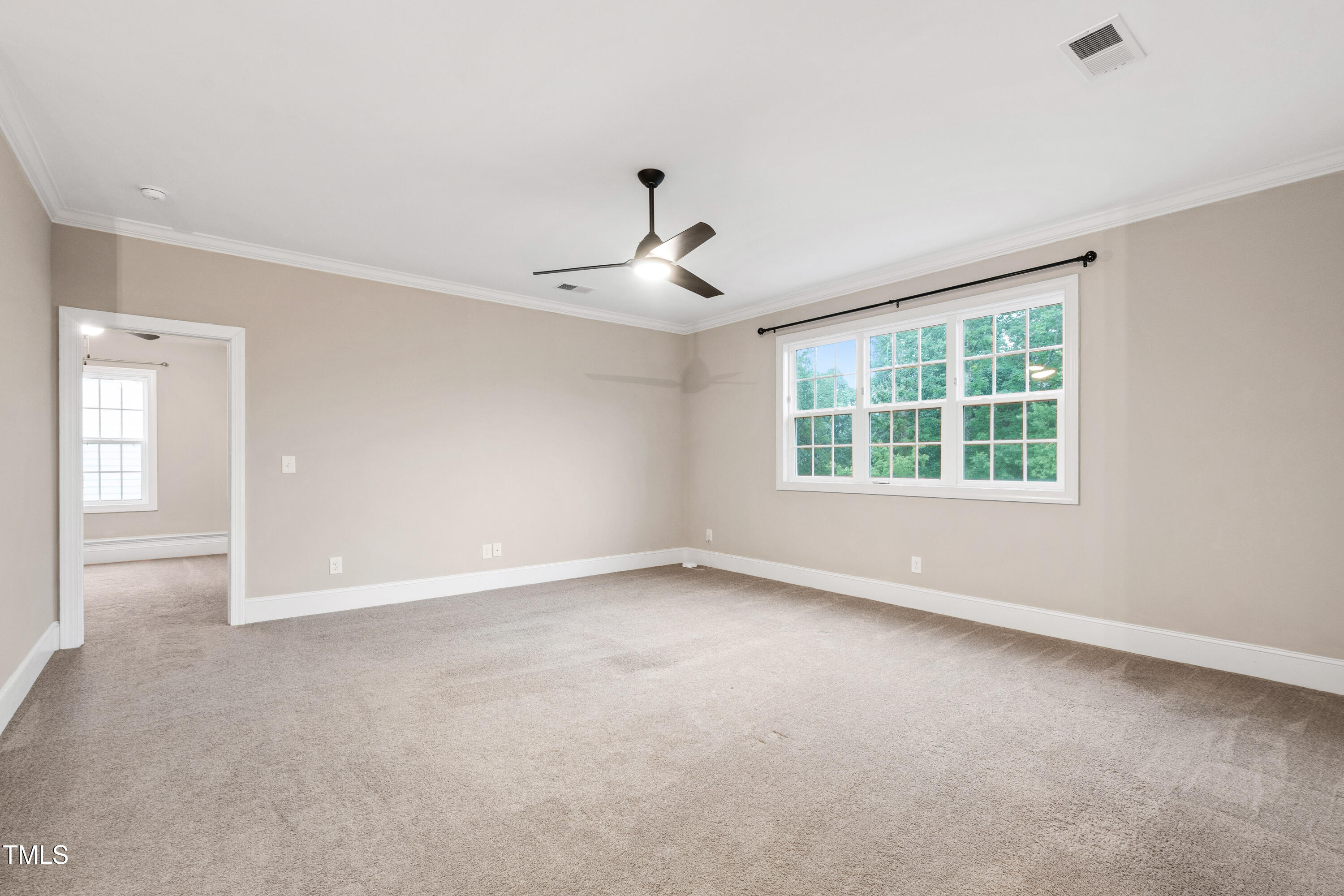 209 Sunset Bluffs Drive
