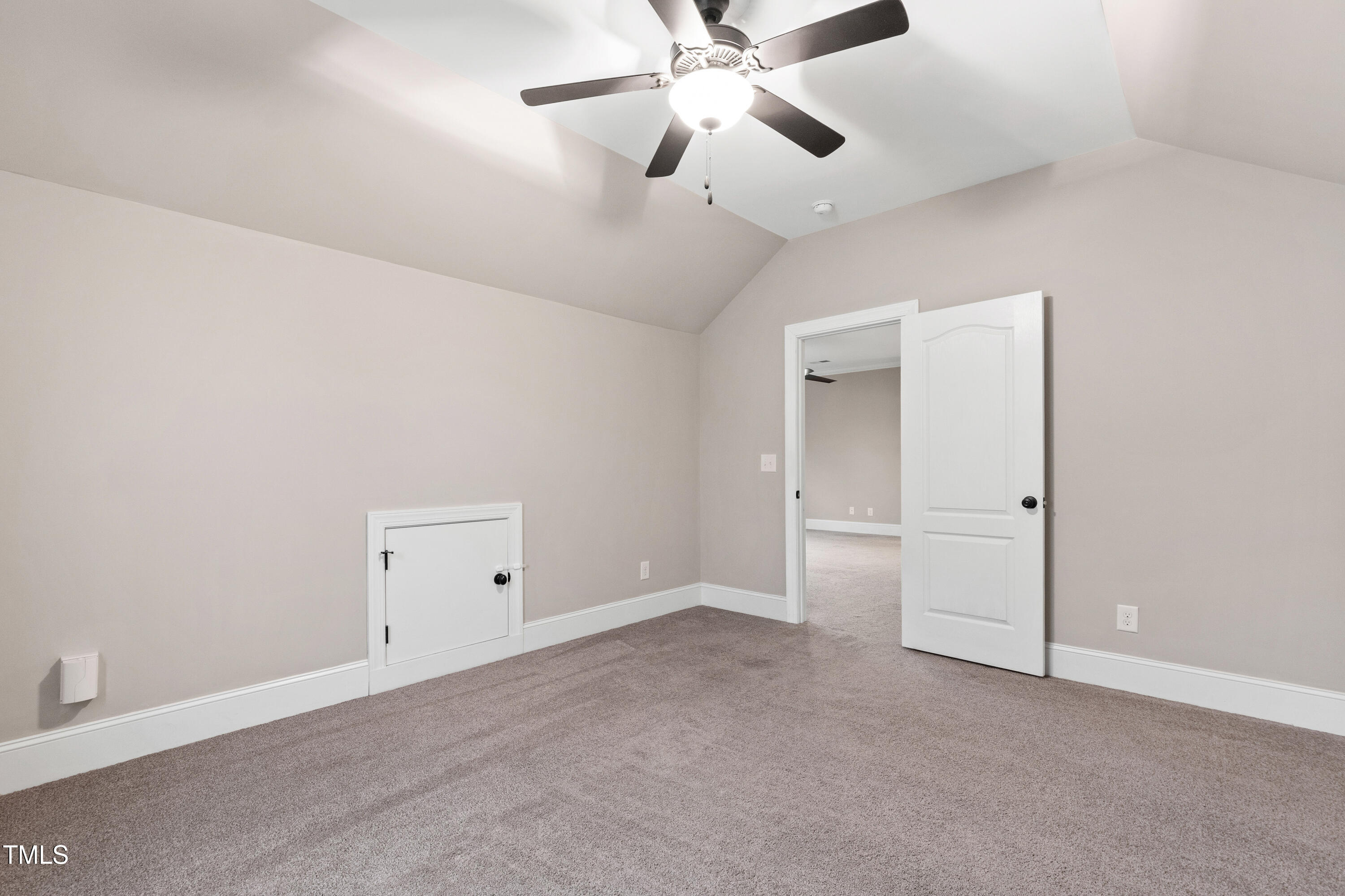 209 Sunset Bluffs Drive