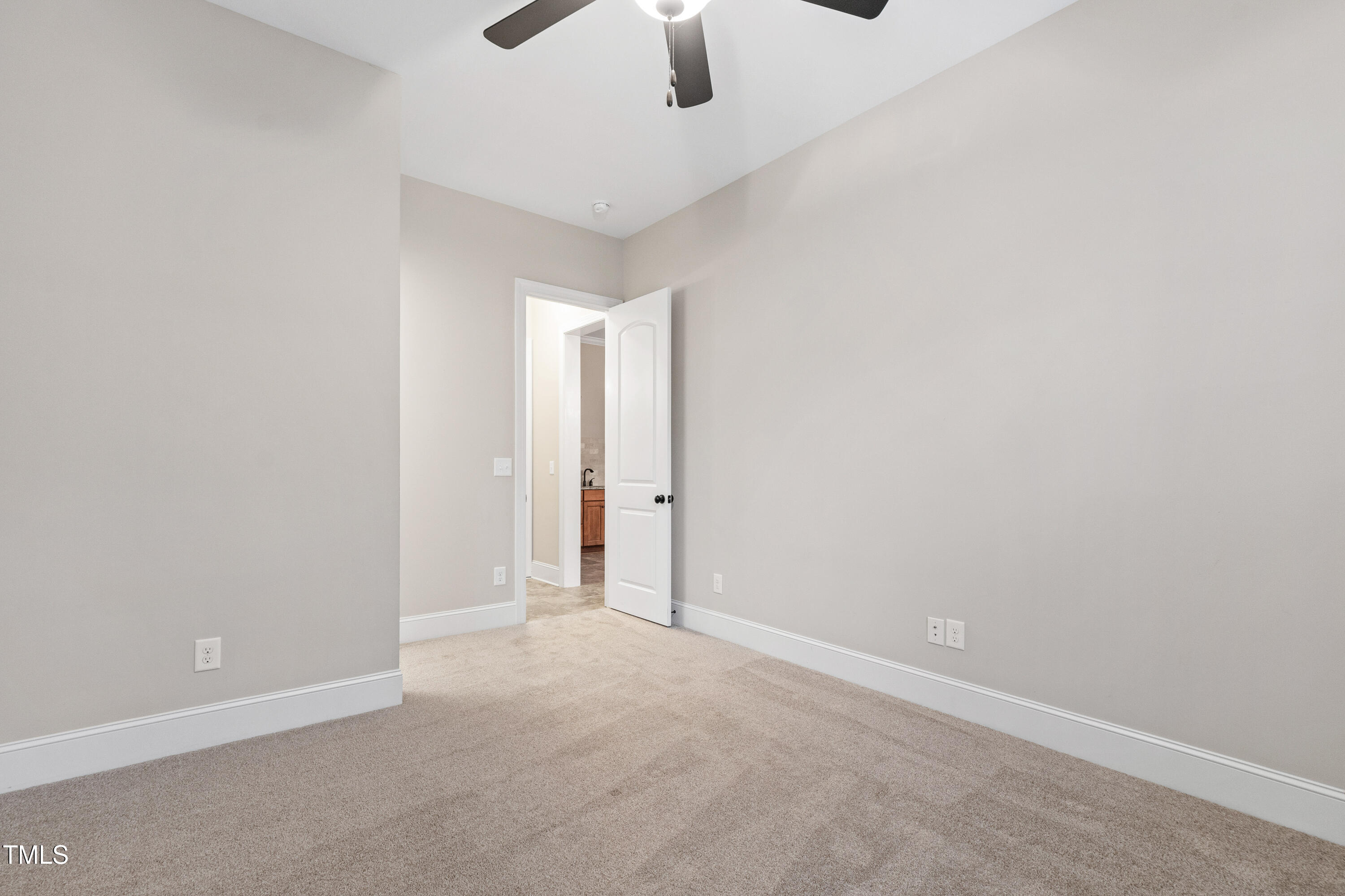 209 Sunset Bluffs Drive