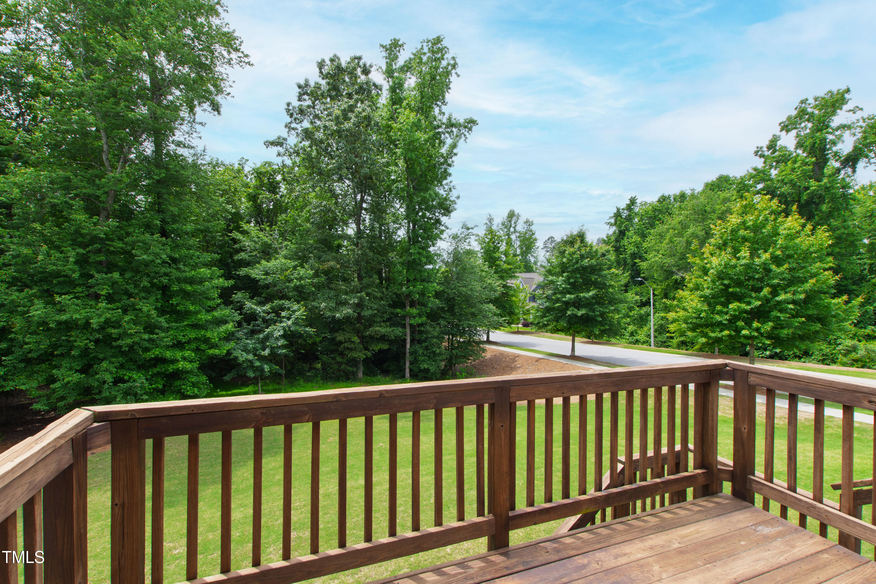 209 Sunset Bluffs Drive