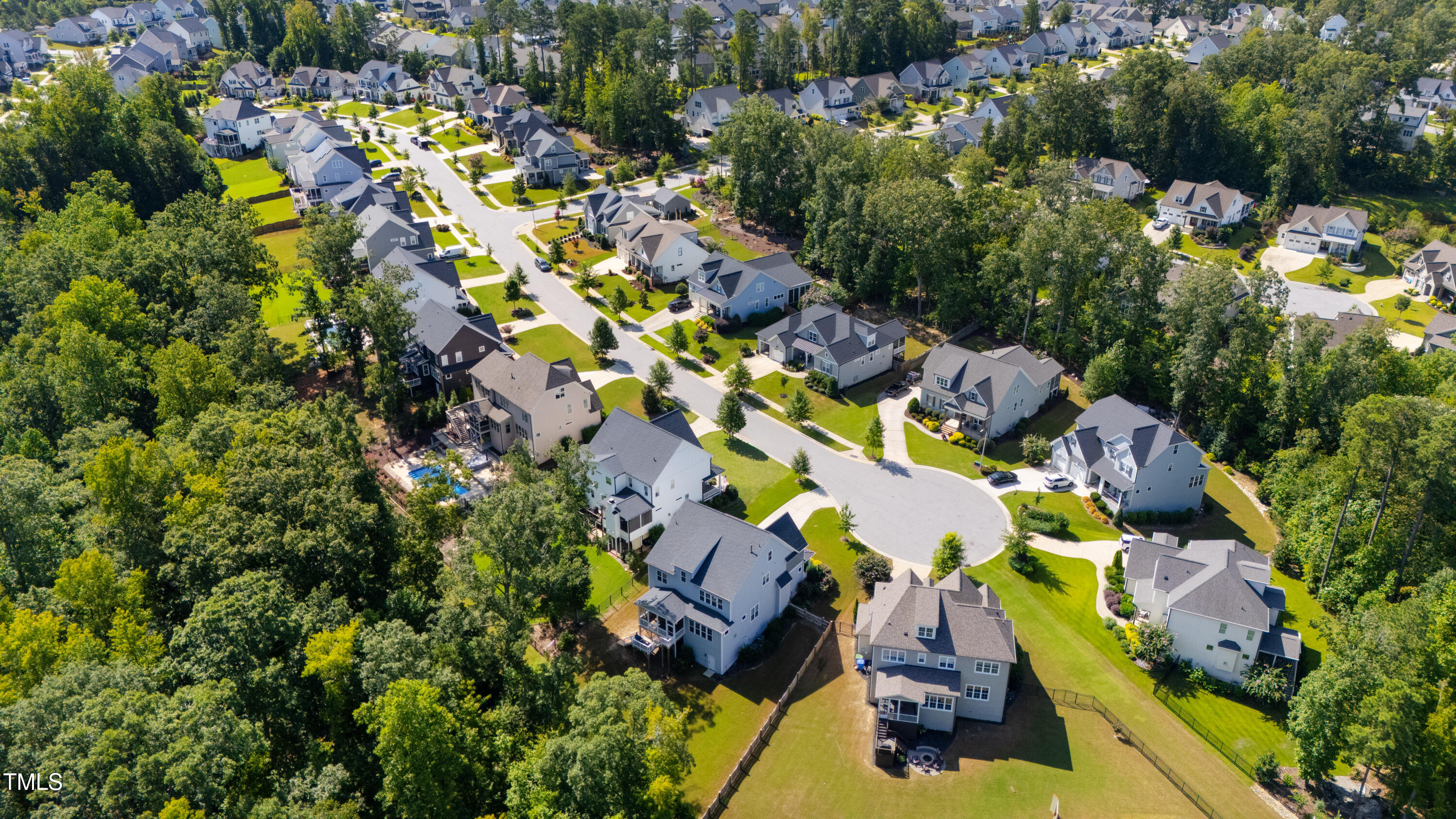 209 Sunset Bluffs Drive