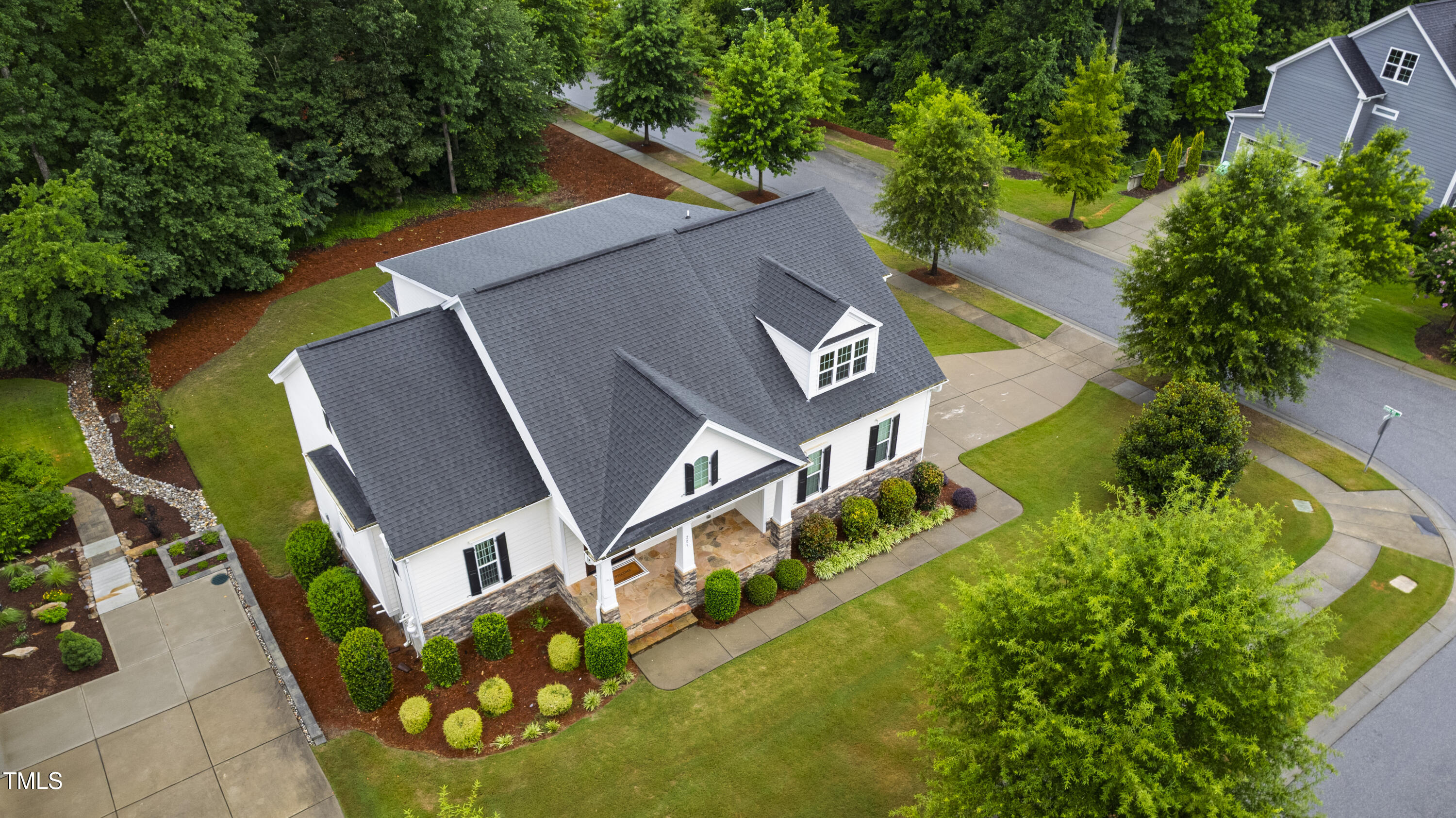 209 Sunset Bluffs Drive