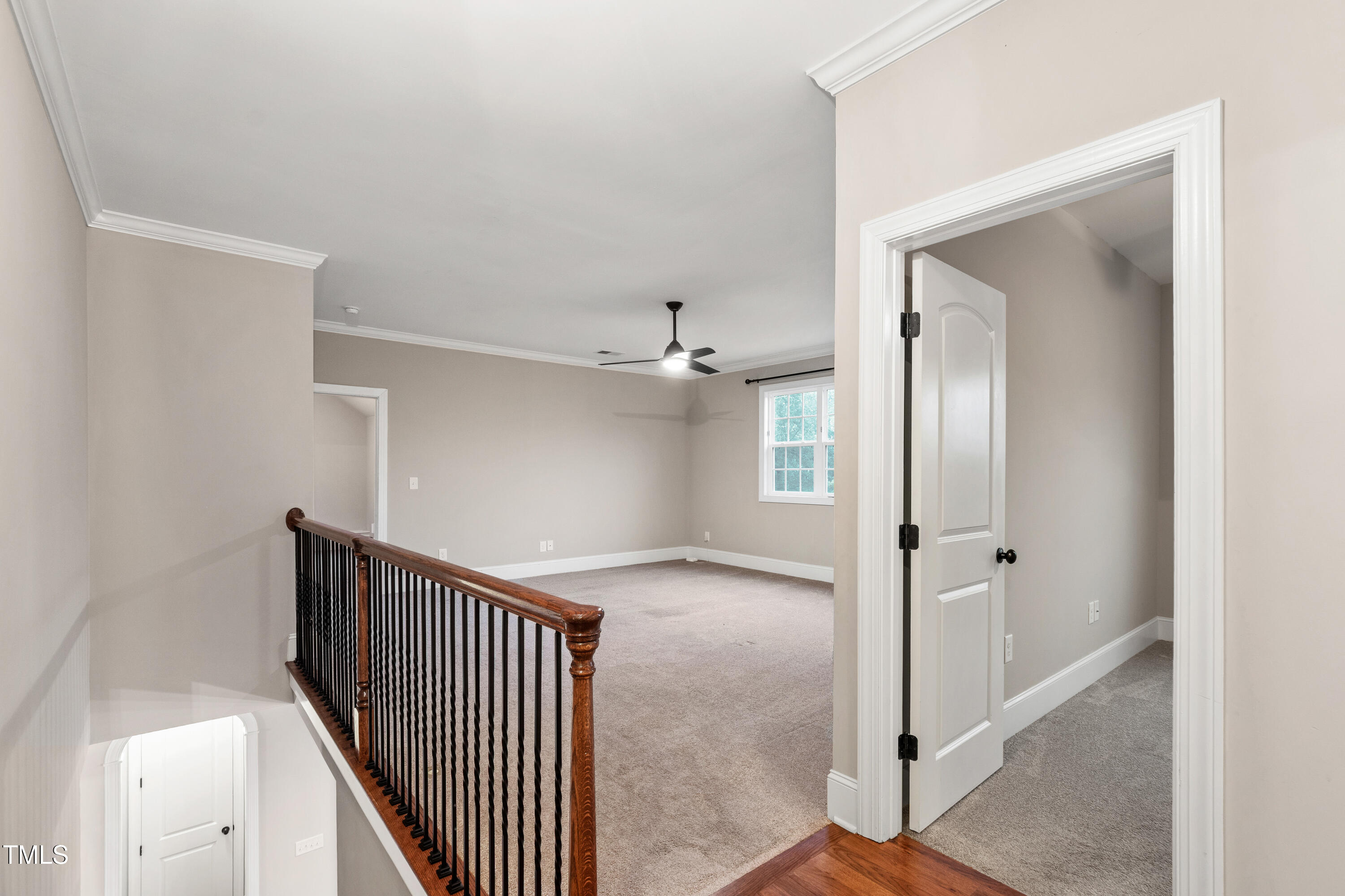 209 Sunset Bluffs Drive