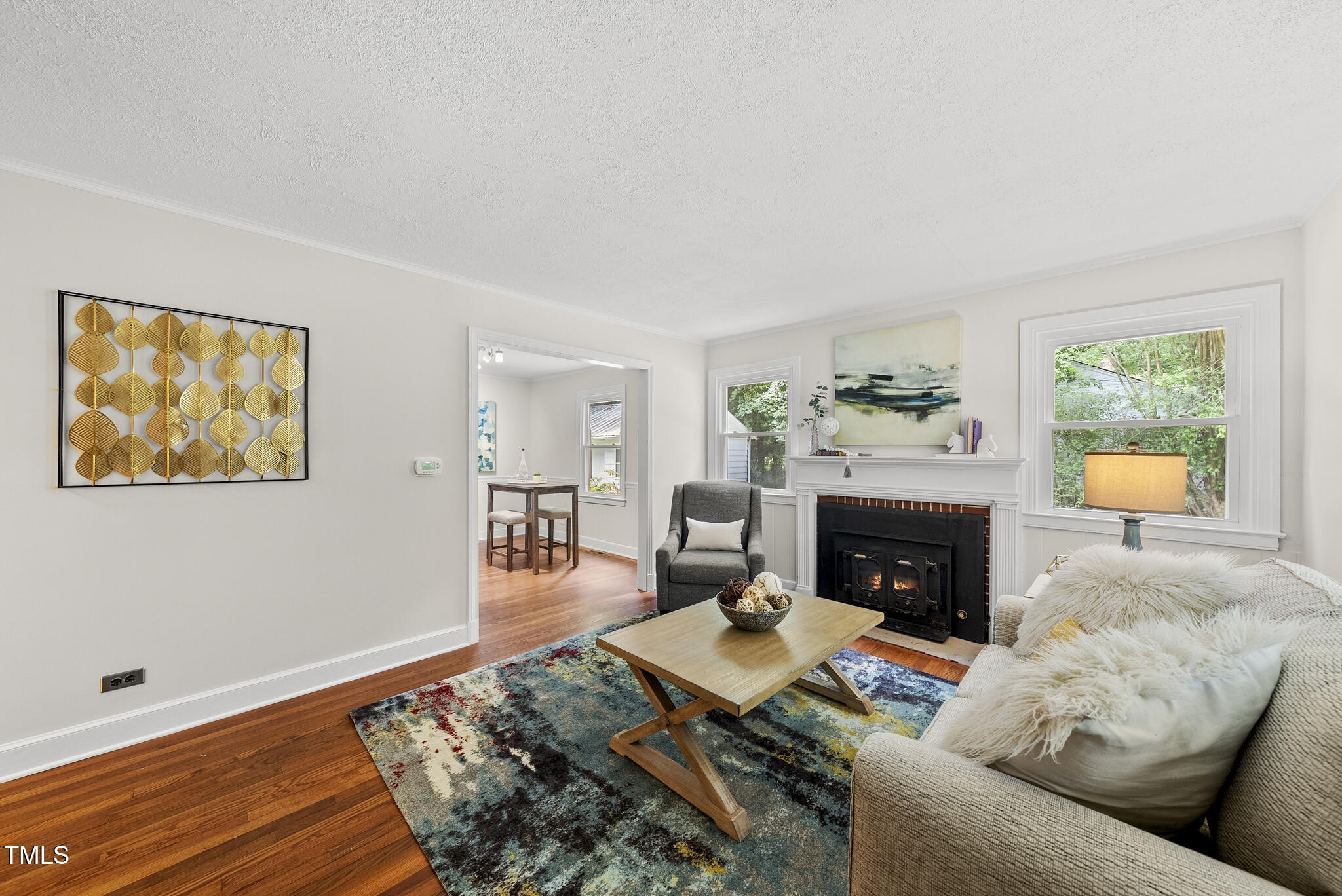 7 Meadowbrook Avenue