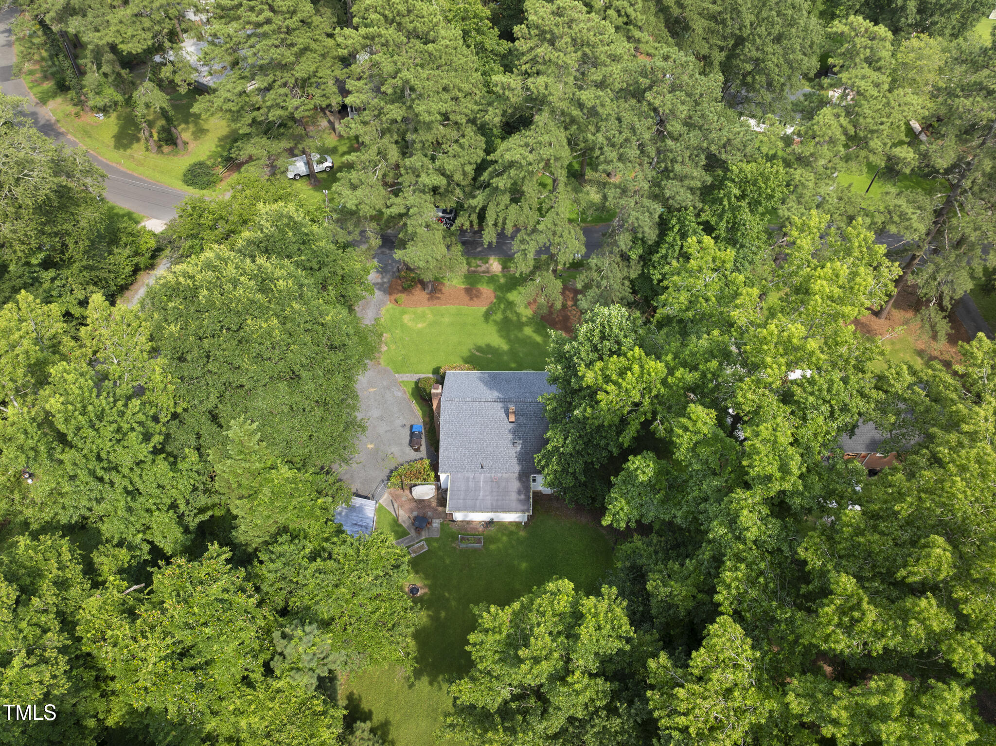 7 Meadowbrook Avenue