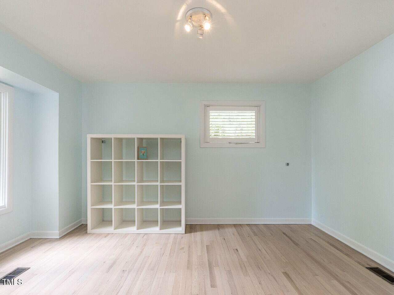 3205 Dell Drive